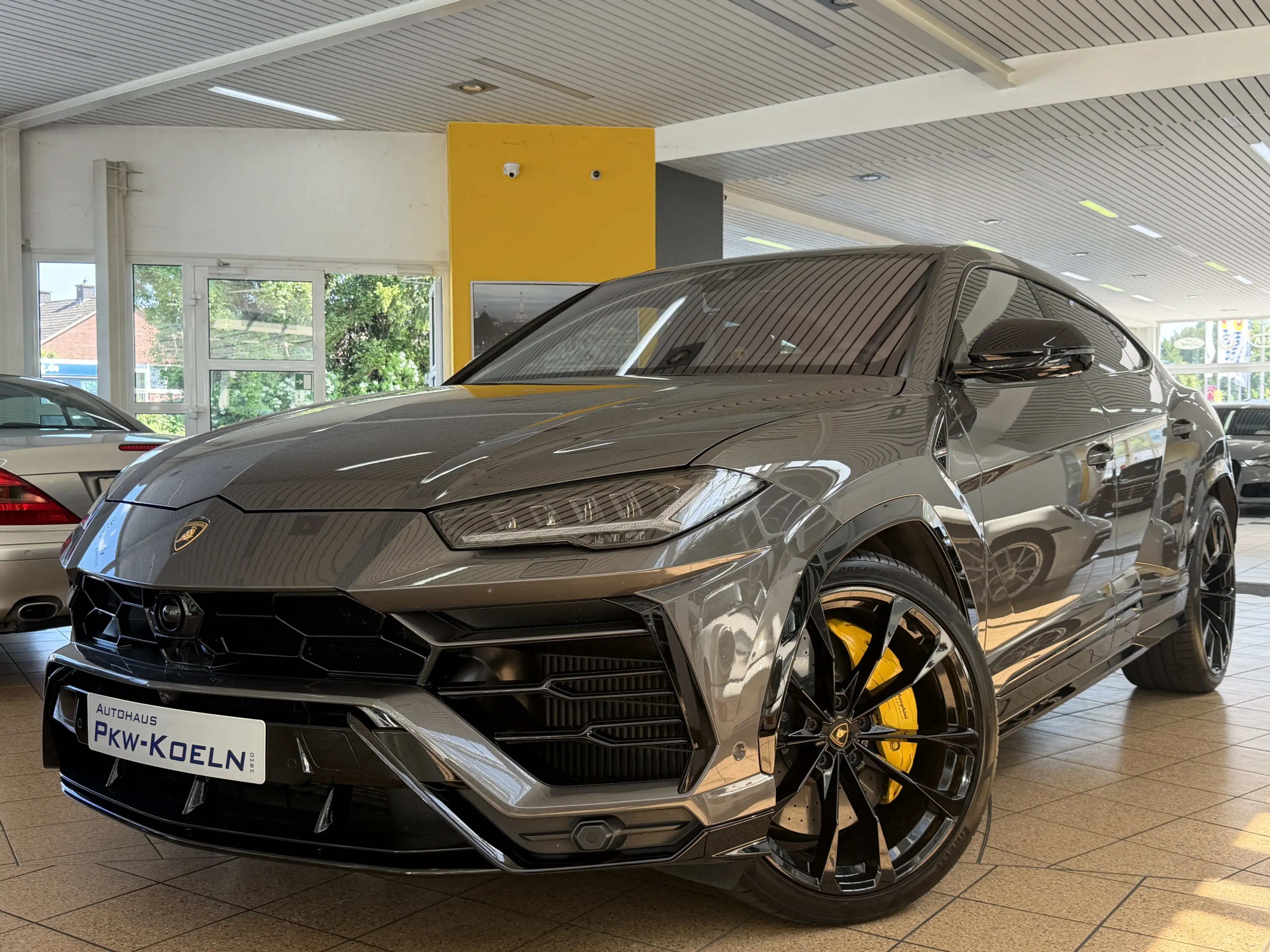 Lamborghini Urus 360*LiFT*PANO*B&O*23ZOLL*KERAMiK*MASSAGE* — photo 7