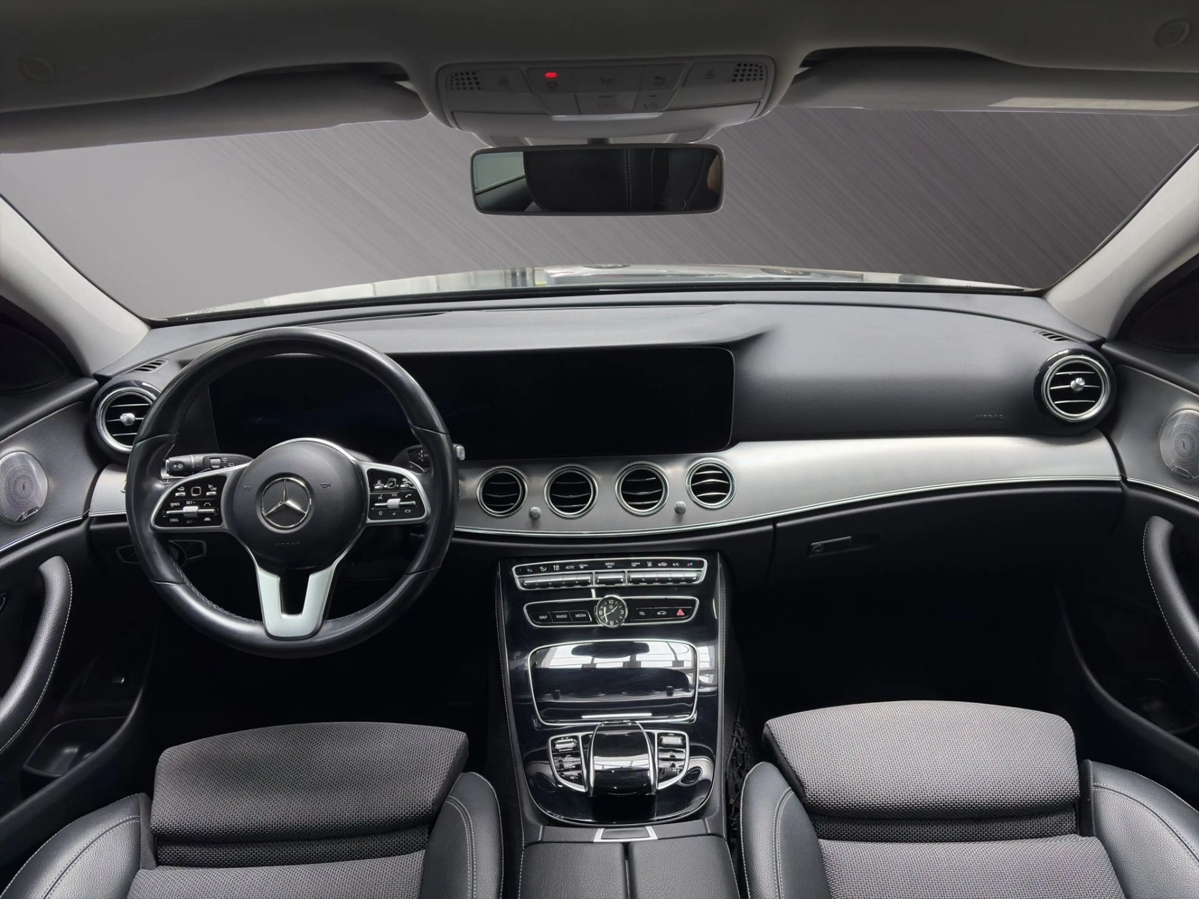 Mercedes-Benz E 300 de T Avantgarde Aut. — photo 9