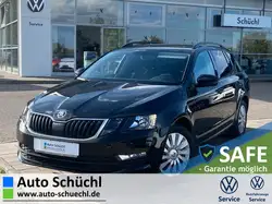 Skoda Octavia Combi 1.6 AMBITION NAVI+SHZ+PDC+GRA+BLUE