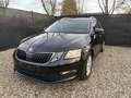 Skoda Octavia Octavia SW 1.6 CR TDi Ambition DSG (EU6.2) Zwart - thumbnail 2