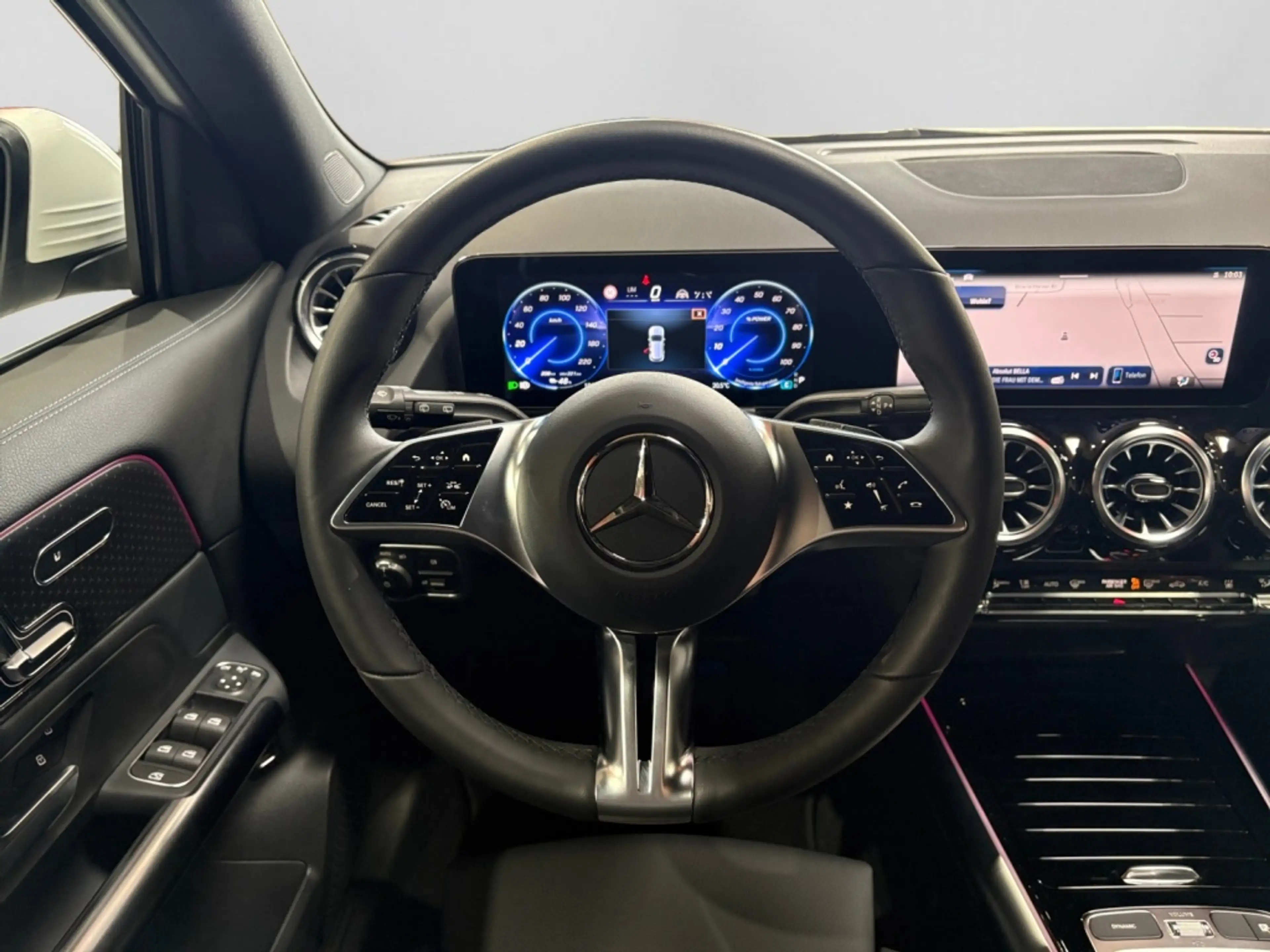 Mercedes-Benz EQA 300 4MATIC PROGRESSIVE|AMBIENTE|MBUX|SHZ|KAM — photo 14