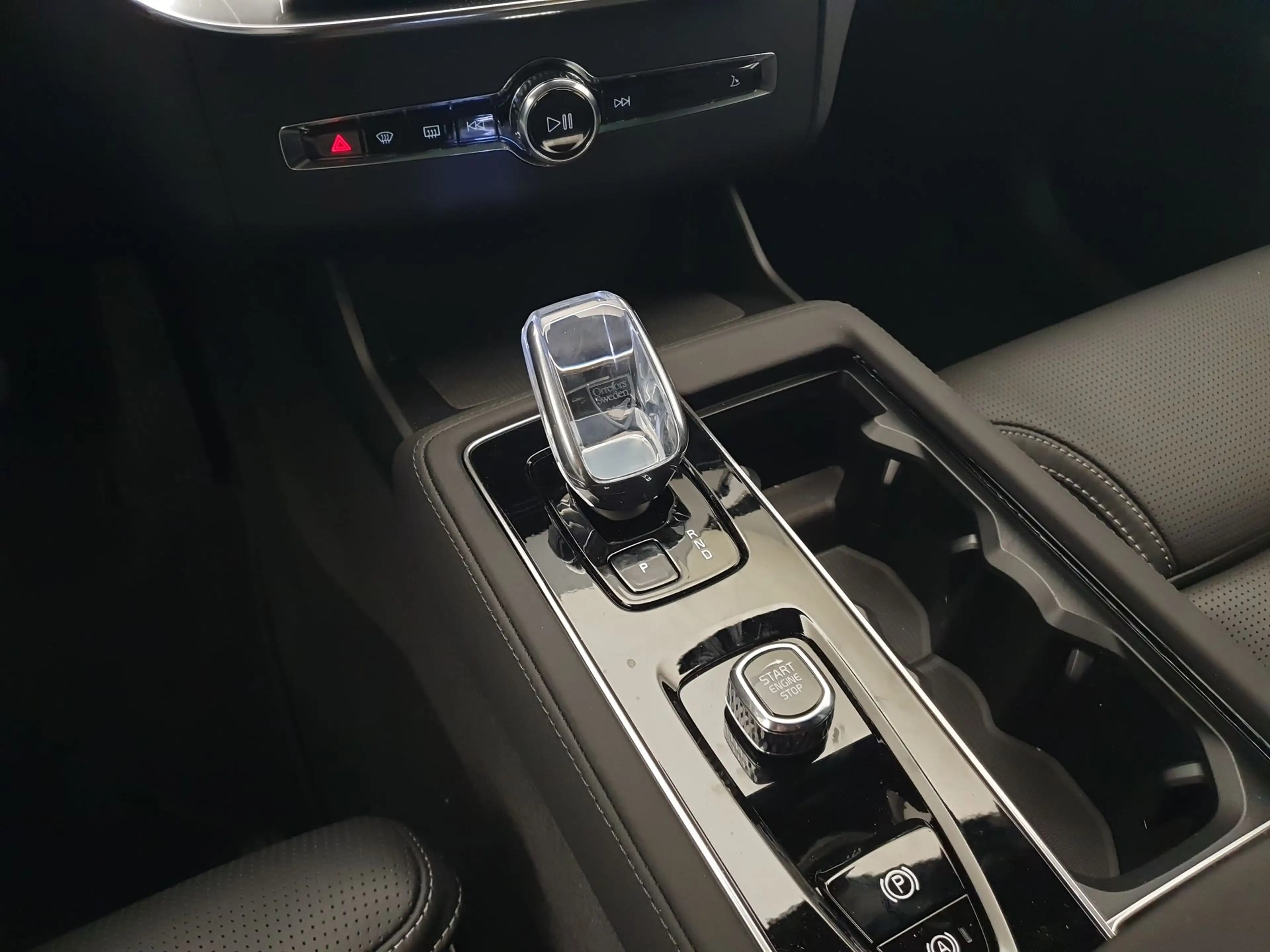 Volvo XC90 2.0 T8 455pk Plug-in hybrid AWD Ultra Black Ed. Ex — photo 16