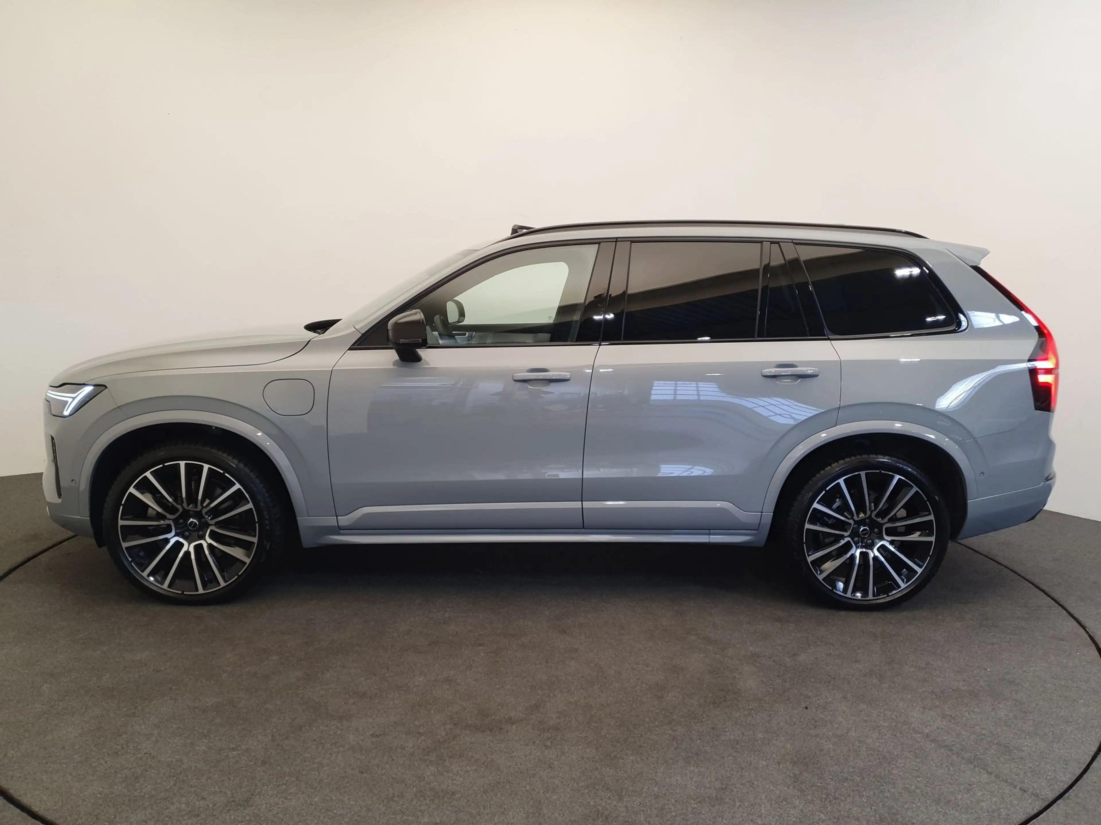 Volvo XC90 2.0 T8 455pk Plug-in hybrid AWD Ultra Black Ed. Ex — photo 2