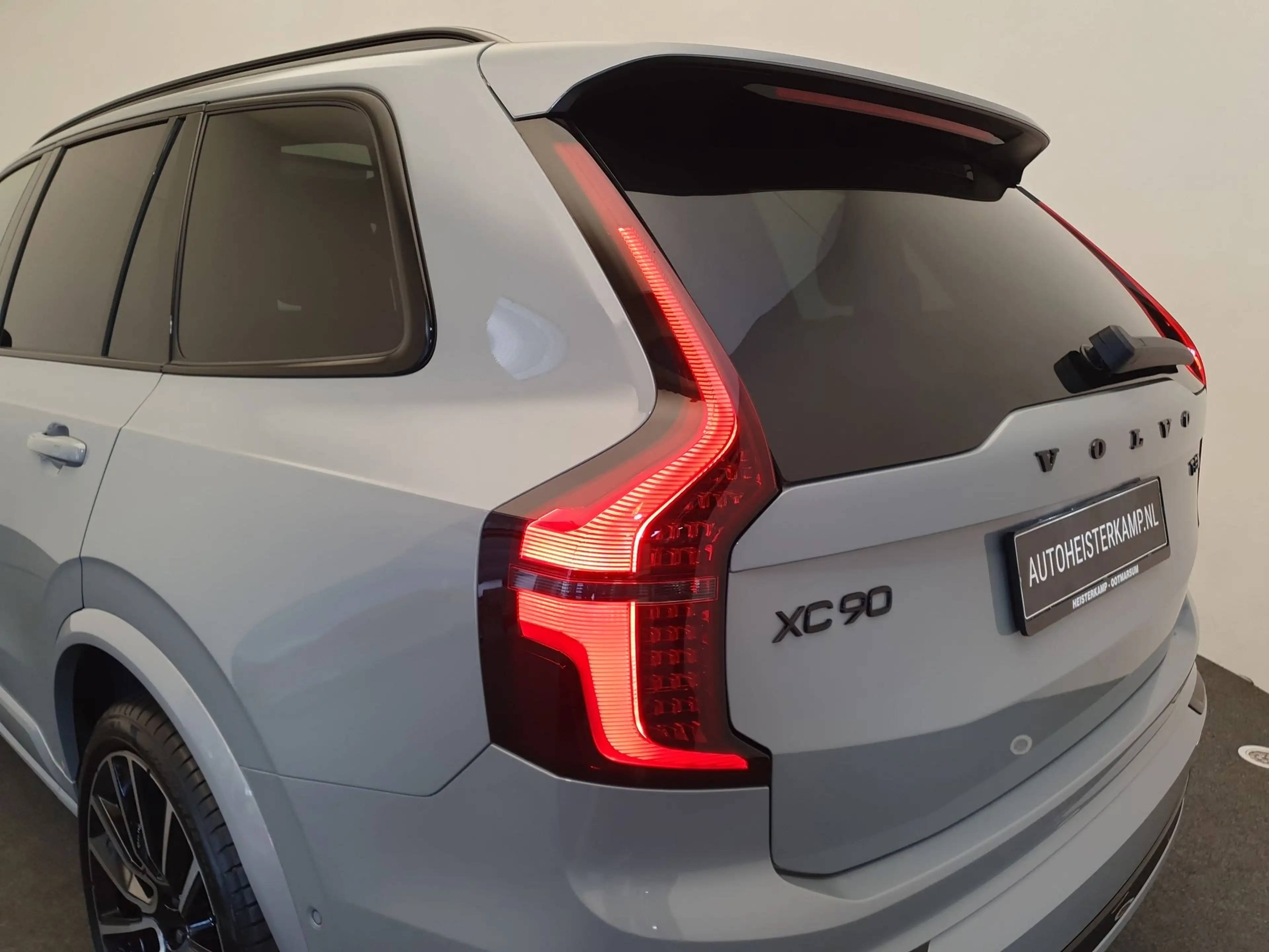 Volvo XC90 2.0 T8 455pk Plug-in hybrid AWD Ultra Black Ed. Ex — photo 11