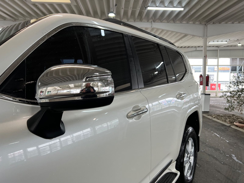 Toyota Land Cruiser 300*3.5 V6*ARMORED*GEPANZERT*B6/VR7 — photo 11