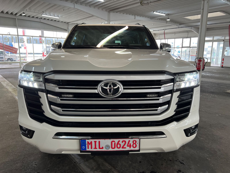 Toyota Land Cruiser 300*3.5 V6*ARMORED*GEPANZERT*B6/VR7 — photo 2