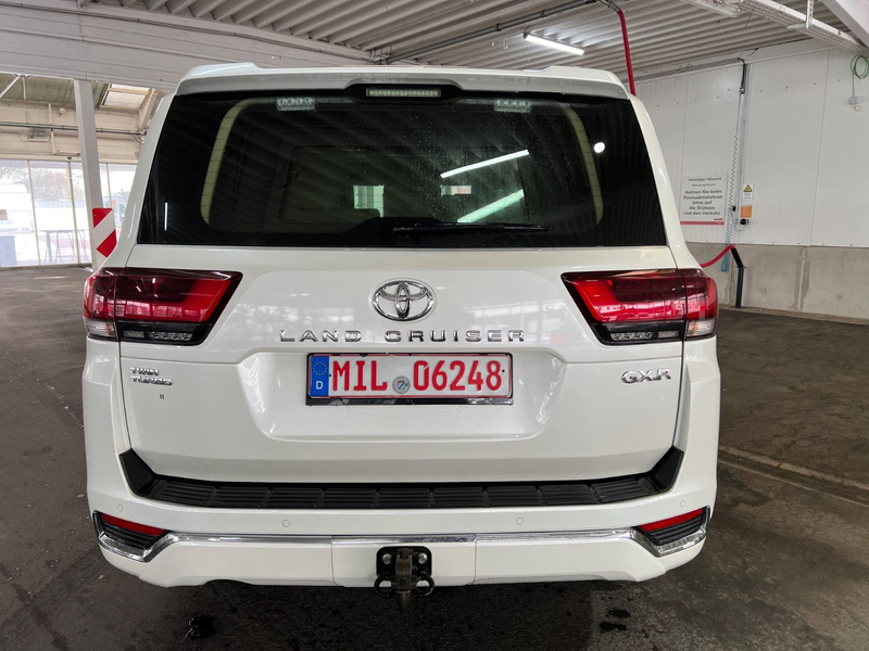 Toyota Land Cruiser 300*3.5 V6*ARMORED*GEPANZERT*B6/VR7 — photo 6