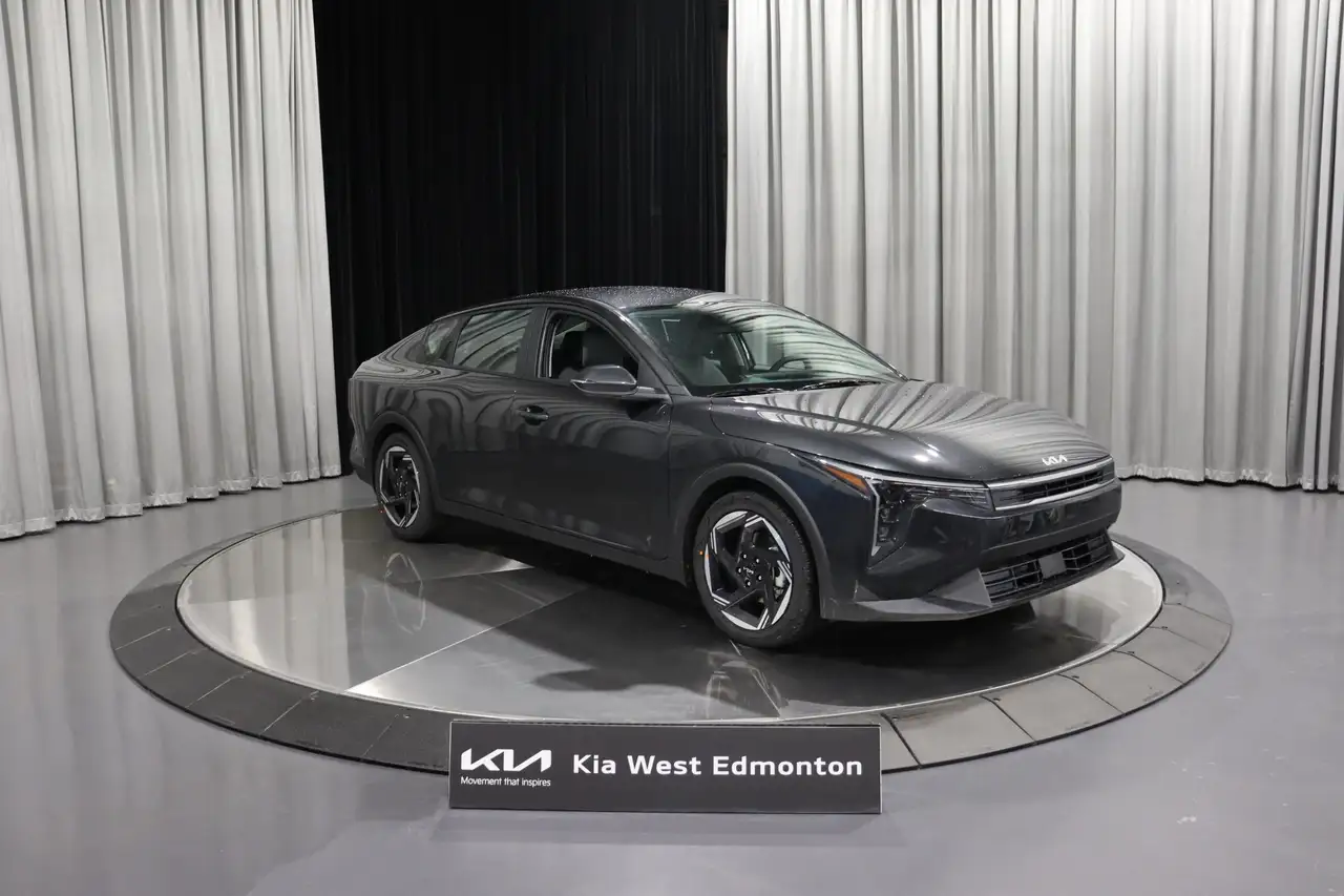 2026 Kia K4