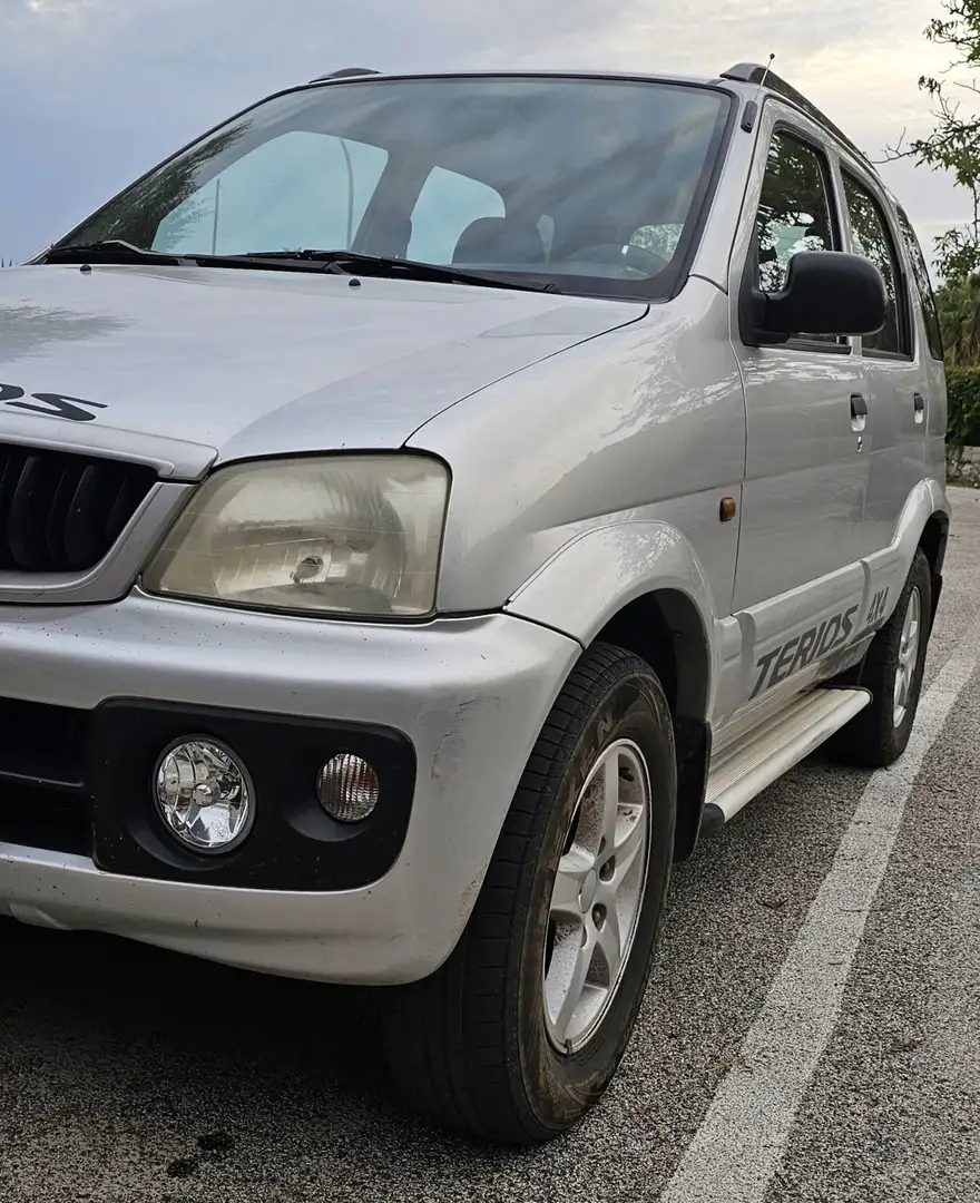 Daihatsu Terios 1.3 DB c/2airbag - 1