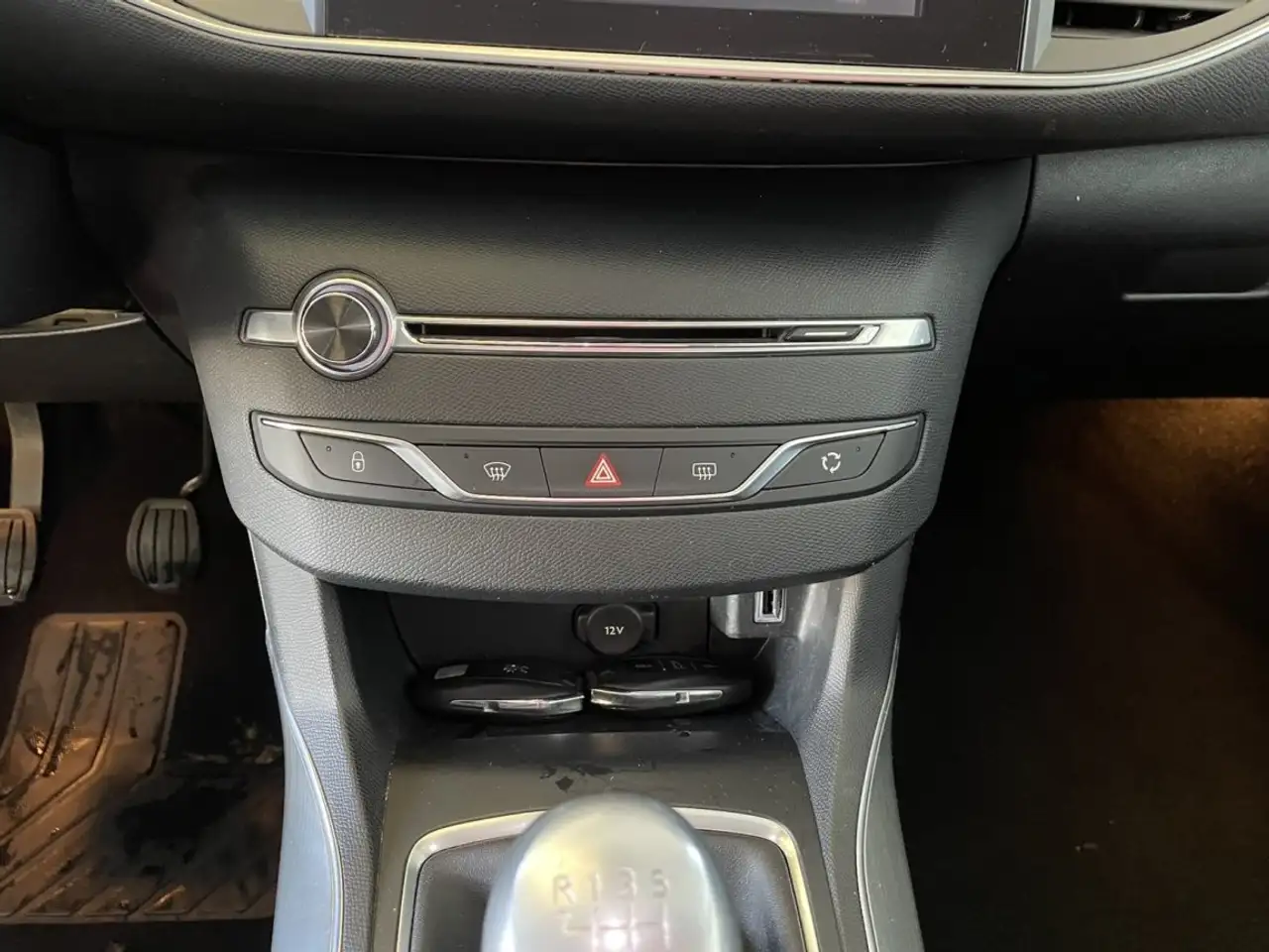 Peugeot 308 308 SW — photo 30