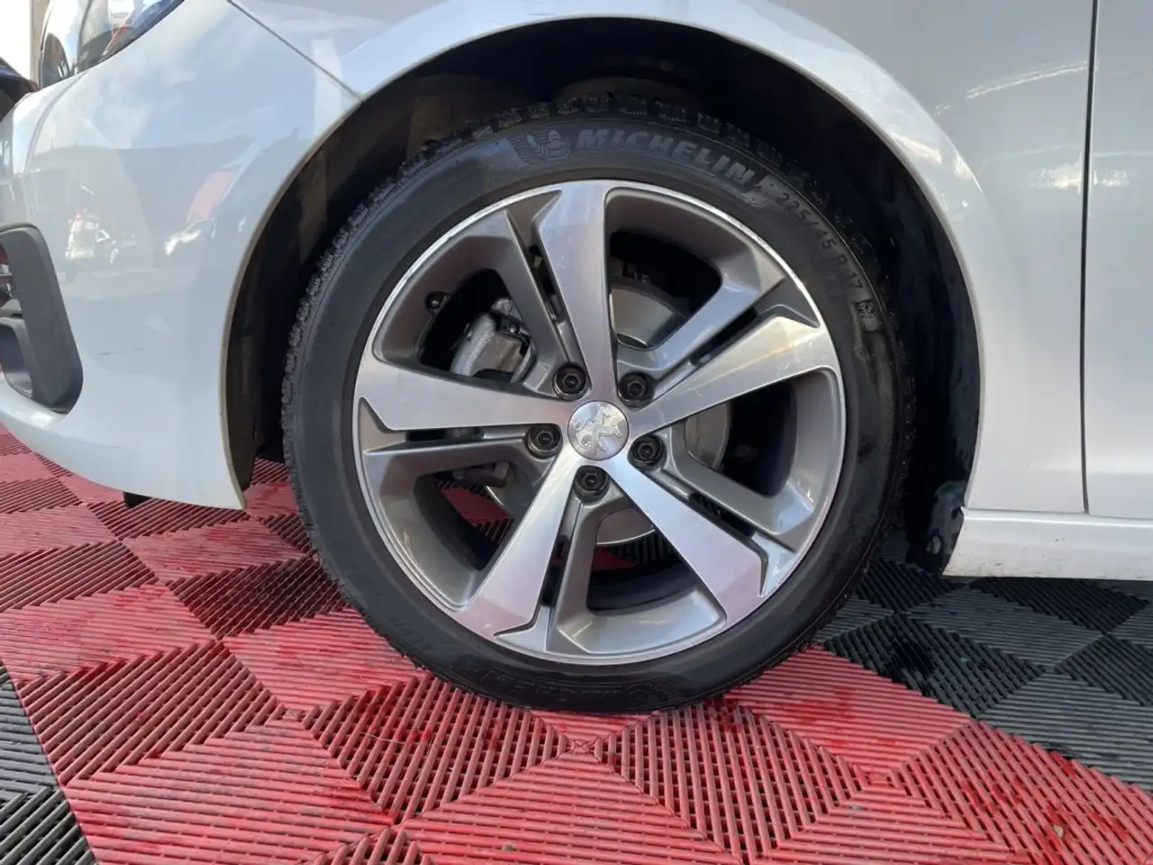 Peugeot 308 308 SW — photo 10