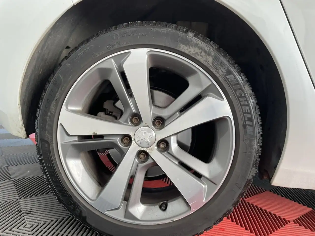 Peugeot 308 308 SW — photo 9