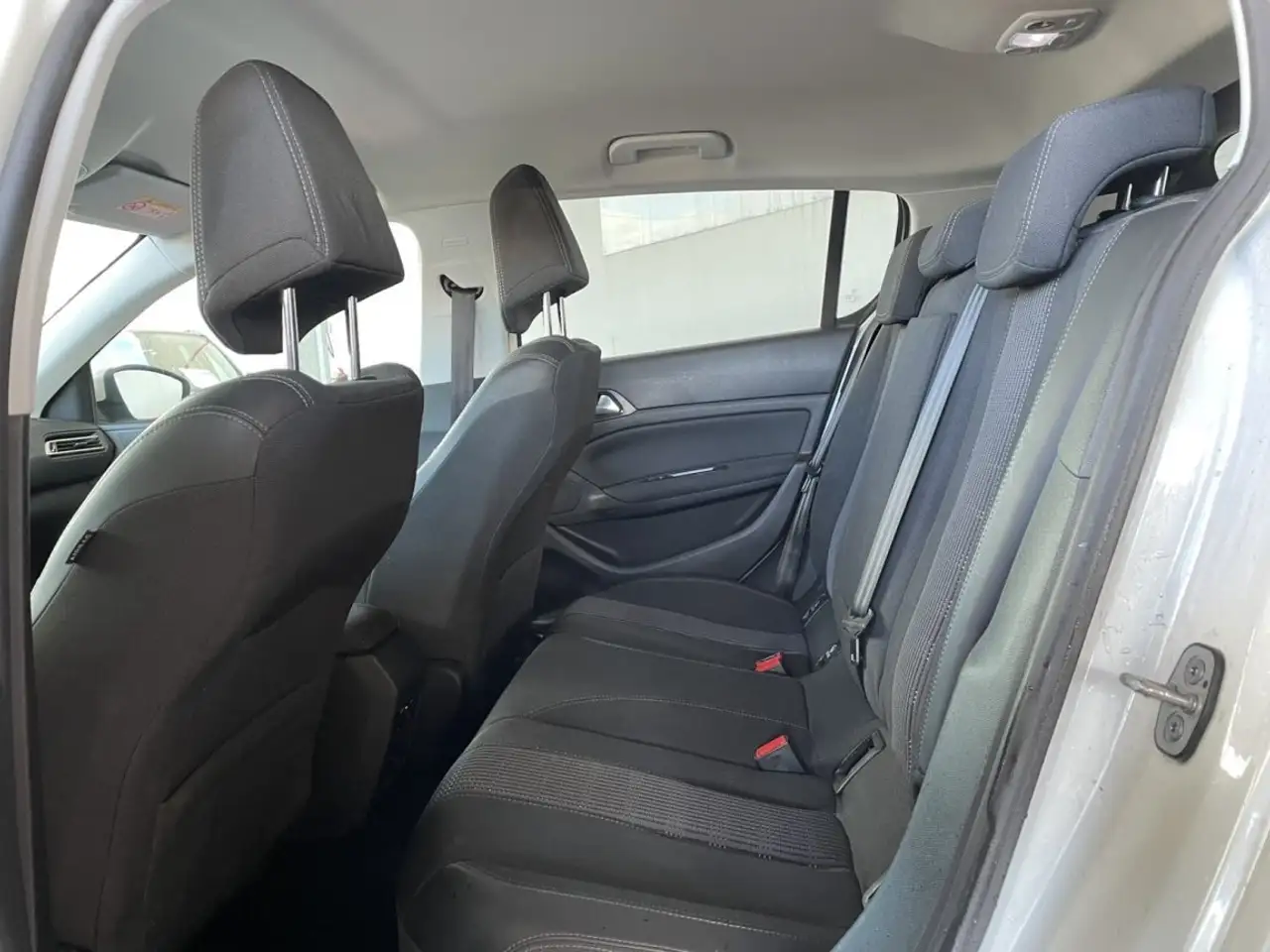 Peugeot 308 308 SW — photo 19