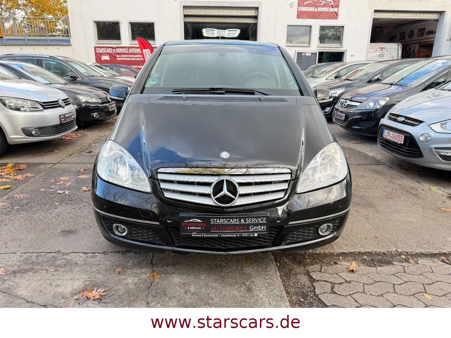 Mercedes-Benz A 180 A-180*AVANTGARDE*AUTOMATIK*NAVI*TEILLEDER*SHZ* Noir - 2