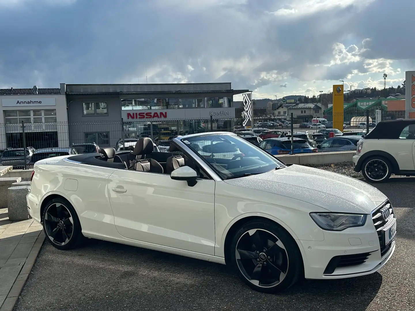 Audi A3 Cabrio 2,0 TDI Ambiente S-tronic Weiß - 2
