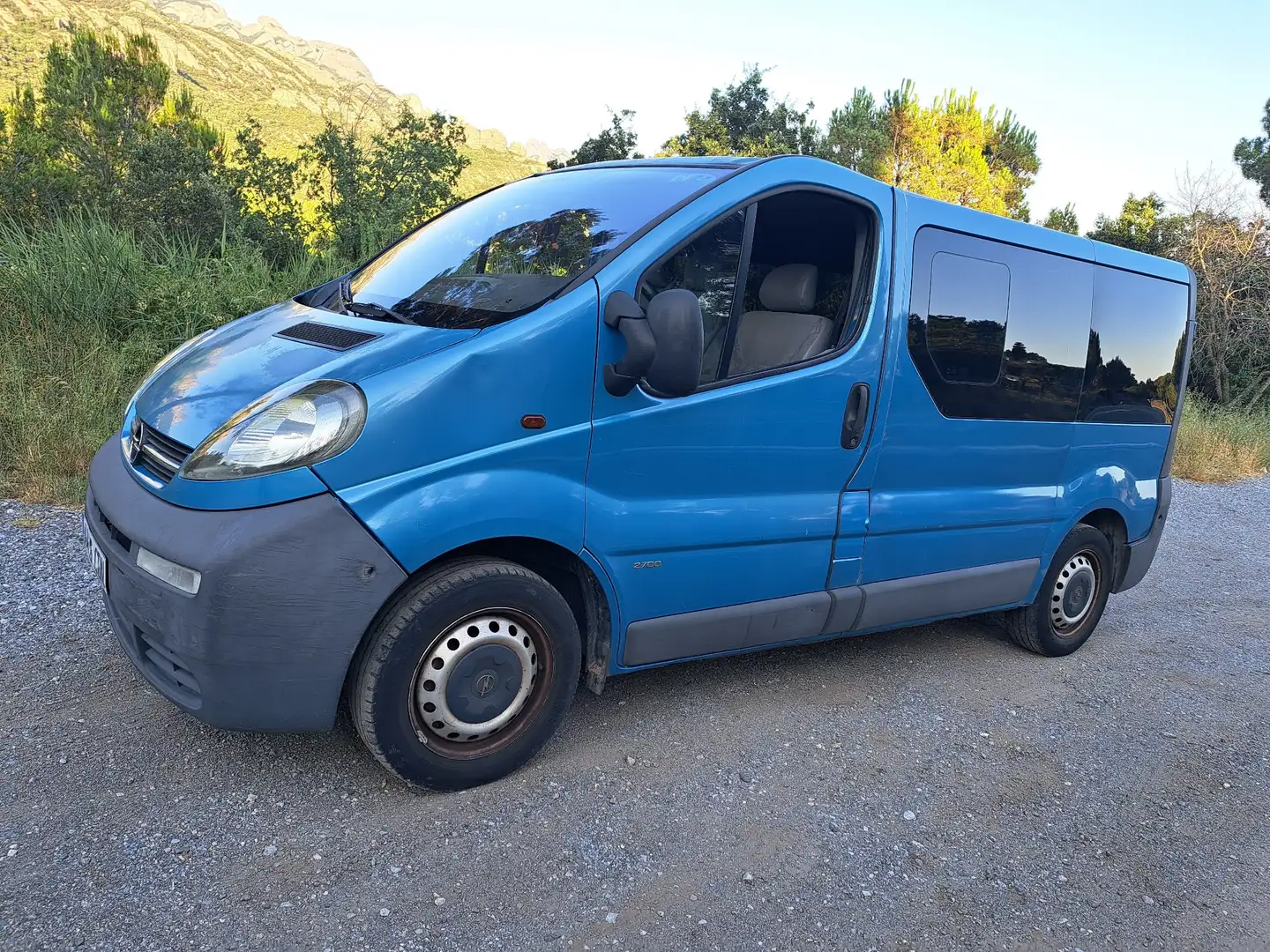 Opel Vivaro Viv. Com.6 1.9CDTI Largo 2900 100 Acrist. - 1