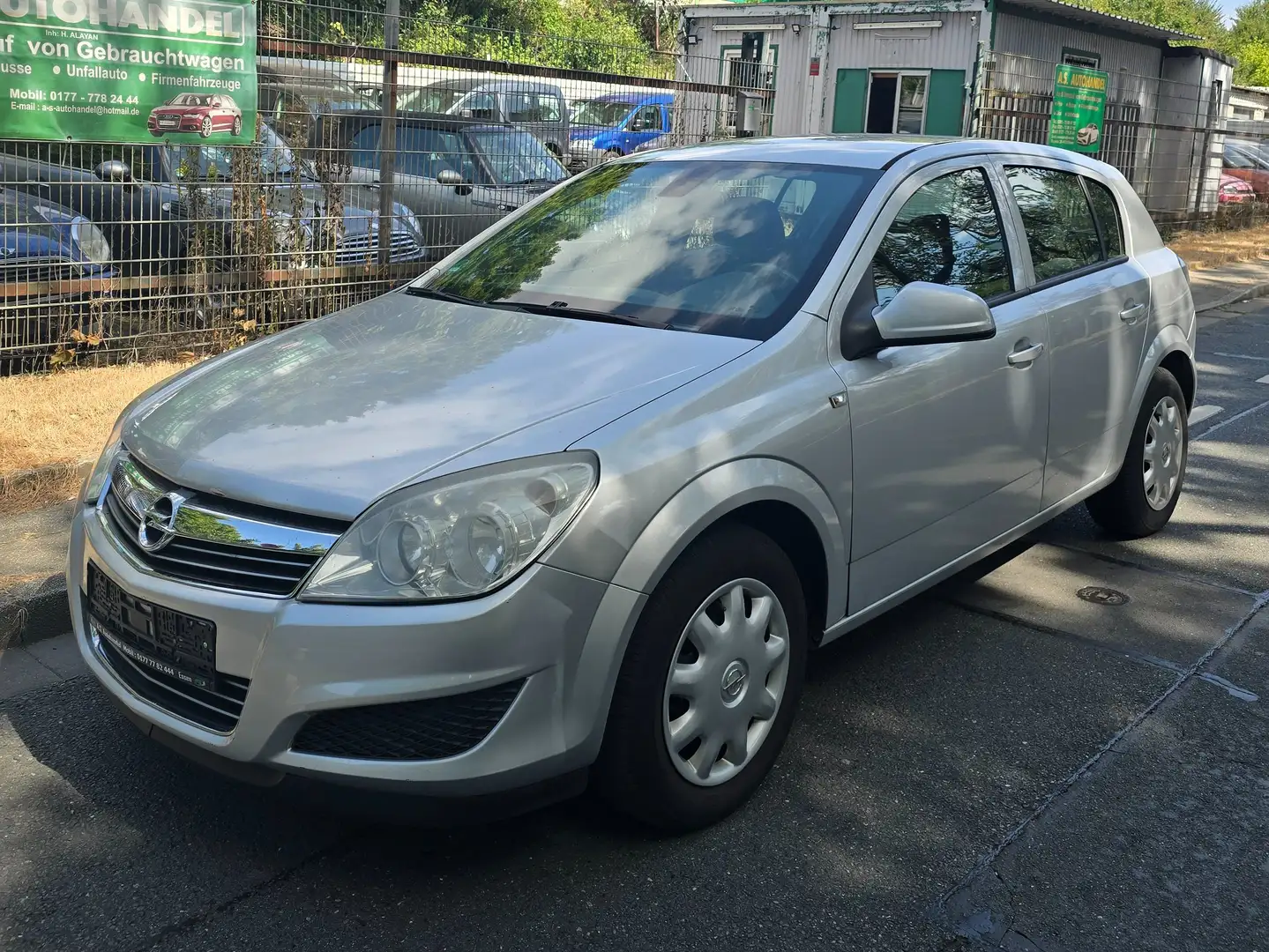 Opel Astra Edition,ERrste Hand,Klima, Euro 4,Tüv 11,2026. Grau - 1