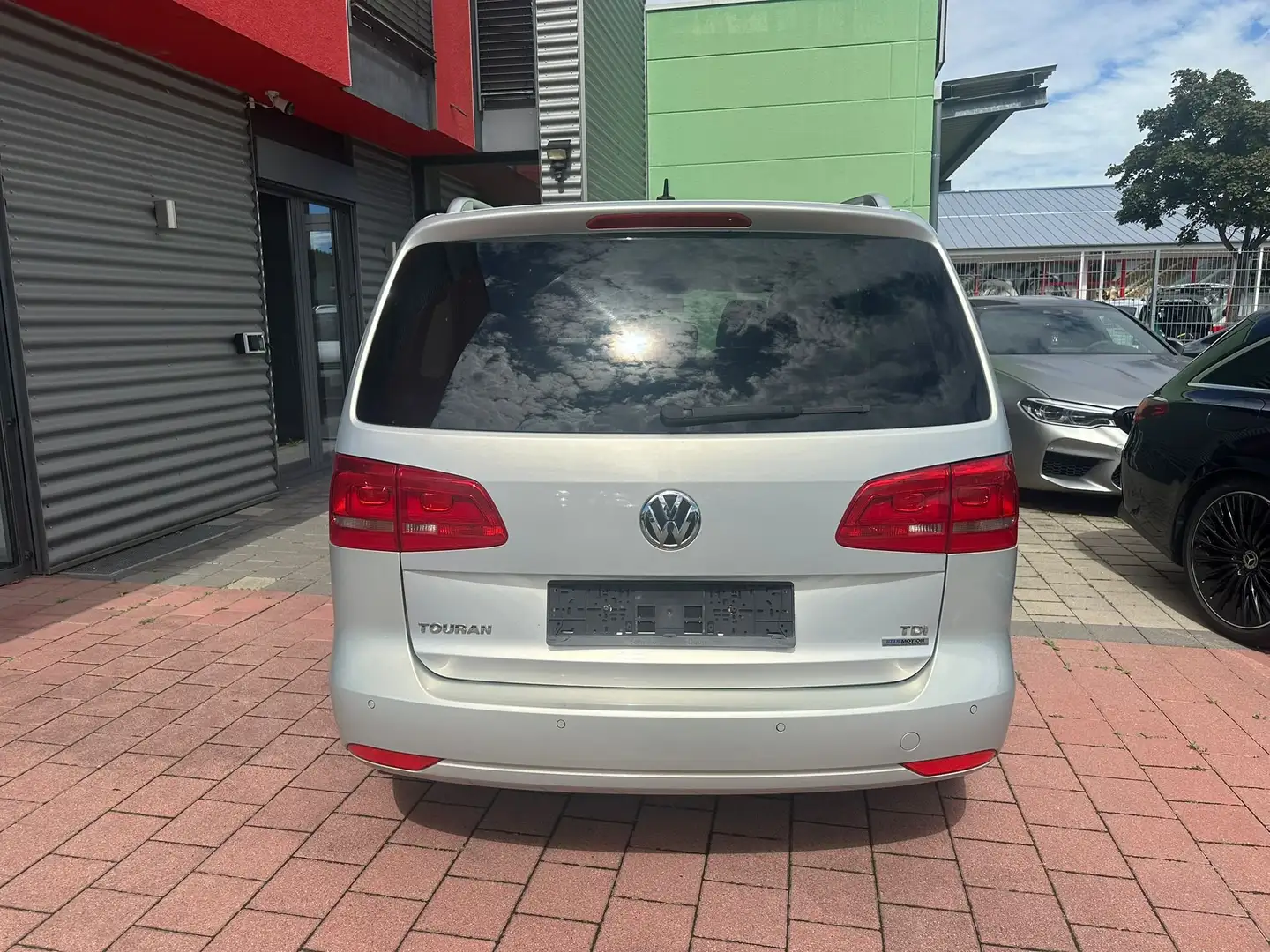 Volkswagen Touran Comfortline BMT Grau - 2