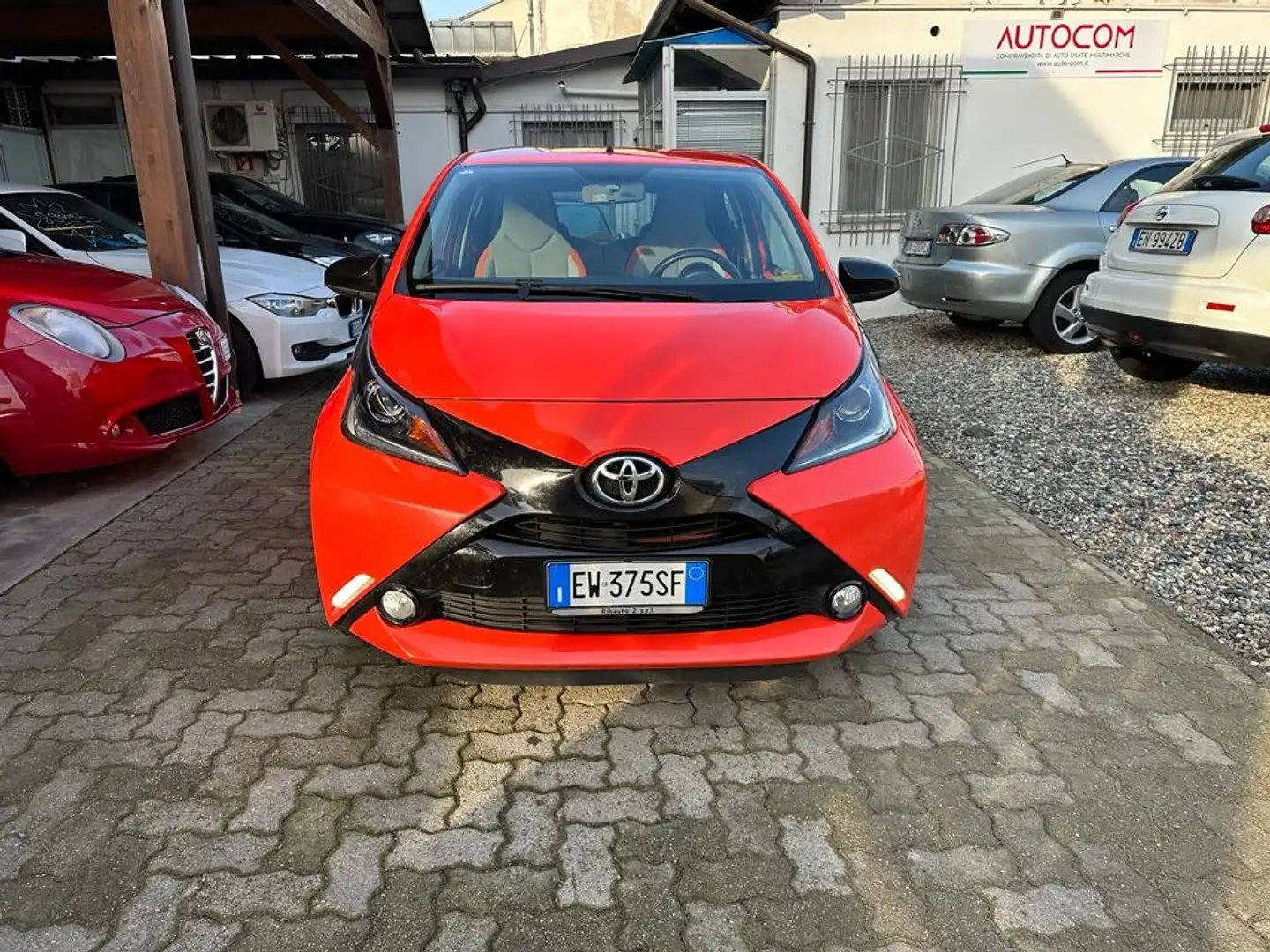 Toyota Aygo Aygo 5p 1.0 x-cool Arancione - 2