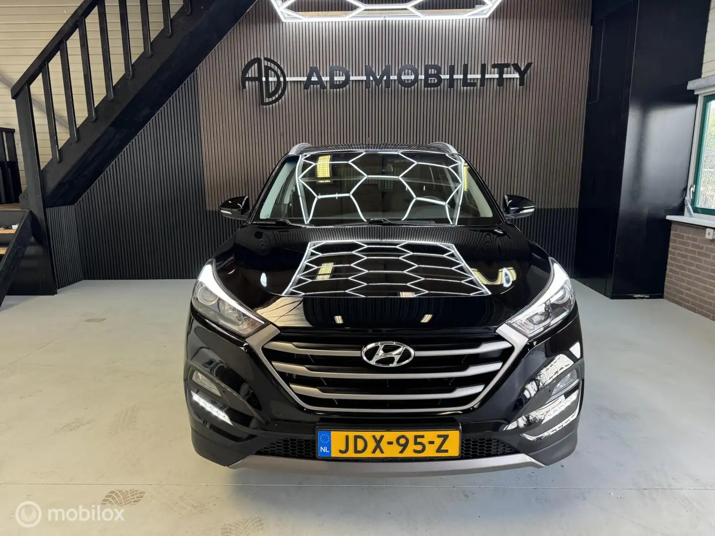 Hyundai TUCSON 1.6 GDi i-Motion Cruise, Stoel&Stuur verwarm. Zwart - 2