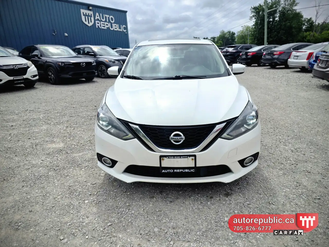 Nissan Sentra fotografie Nissan Sentra