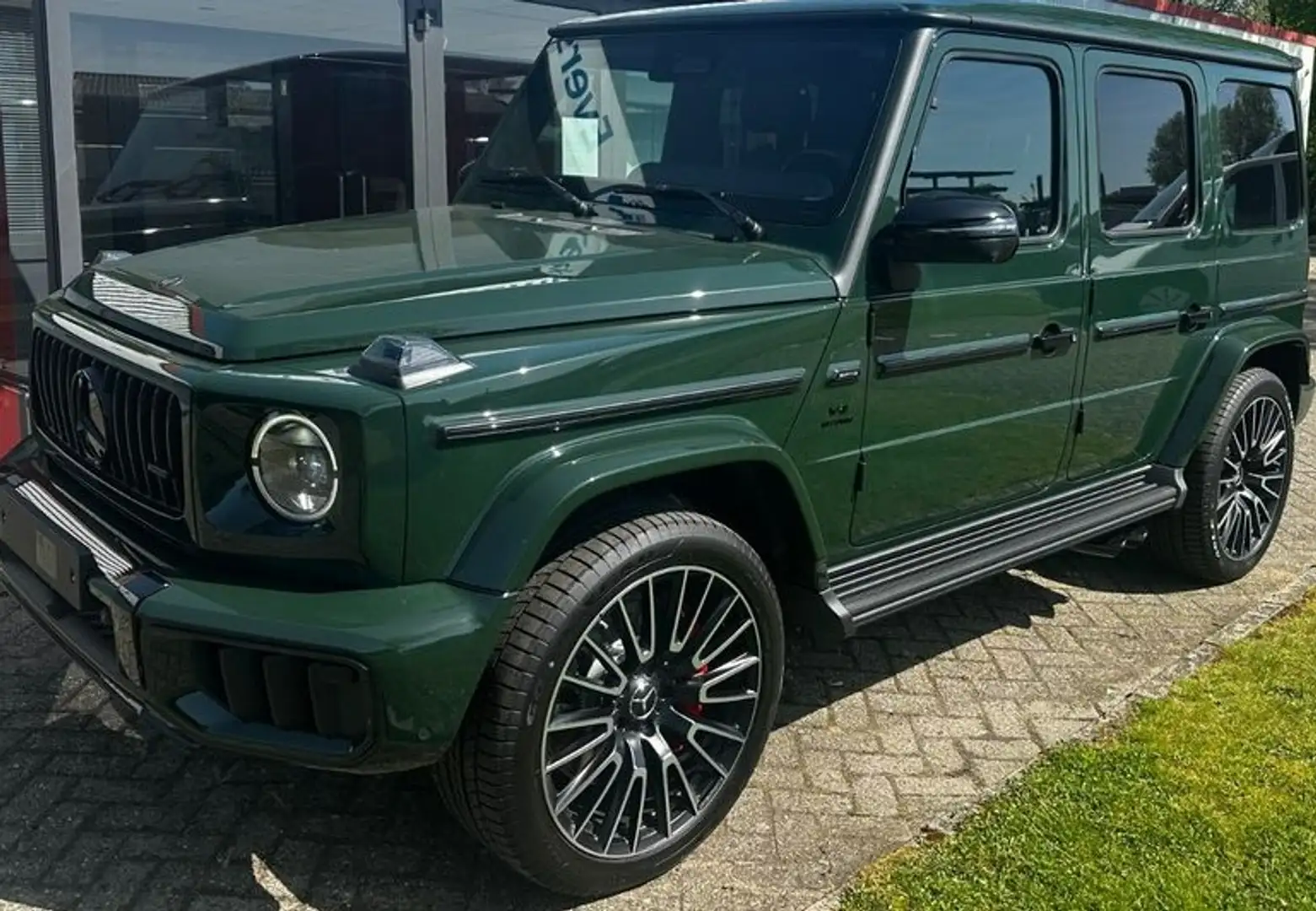 Mercedes-Benz G 63 AMG 4Matic 9G-Tronic Grün - 2