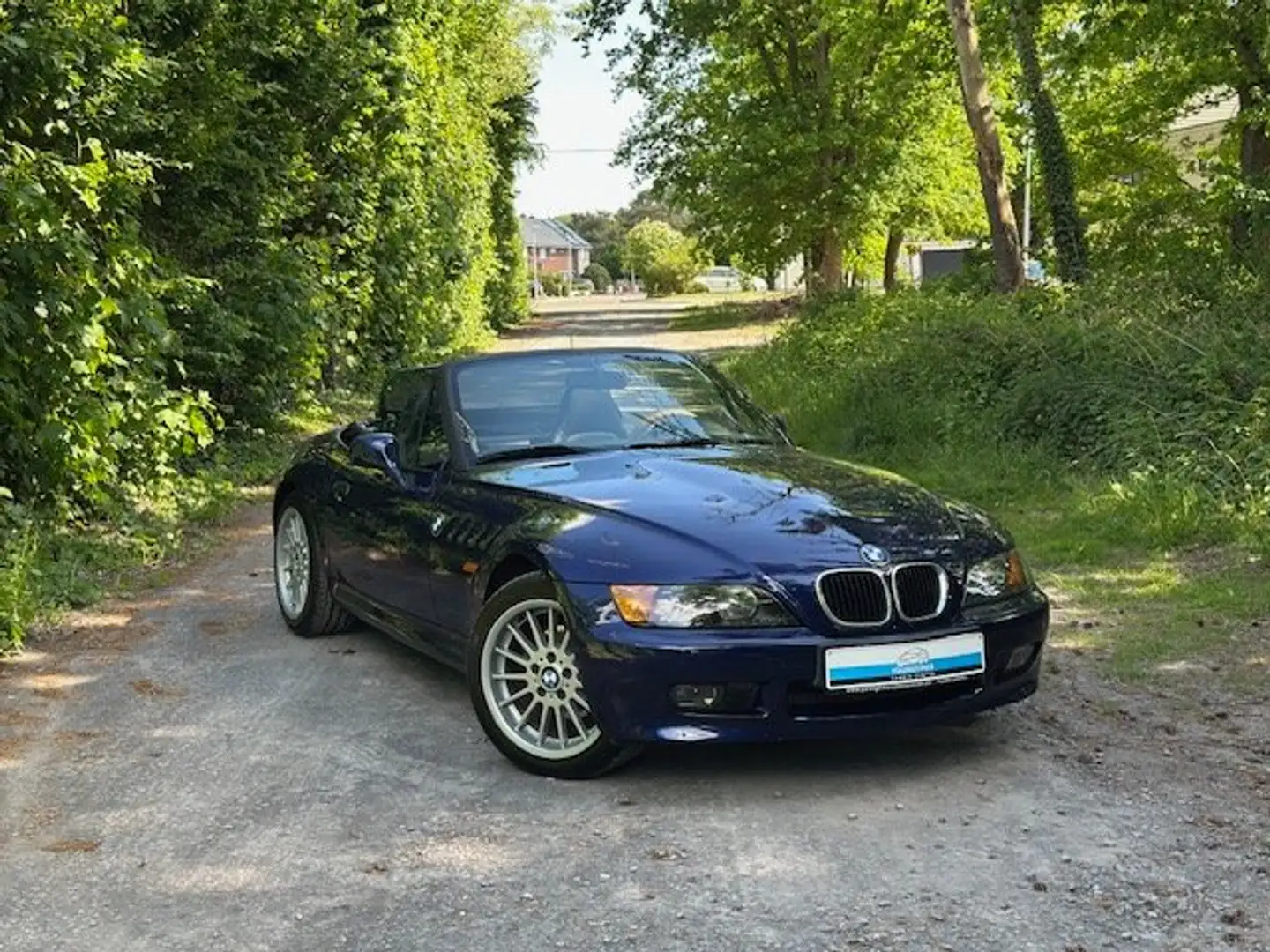 BMW Z3 1.9i 16v Roadster | Topstaat | Bijna oldtimer Modrá - 1