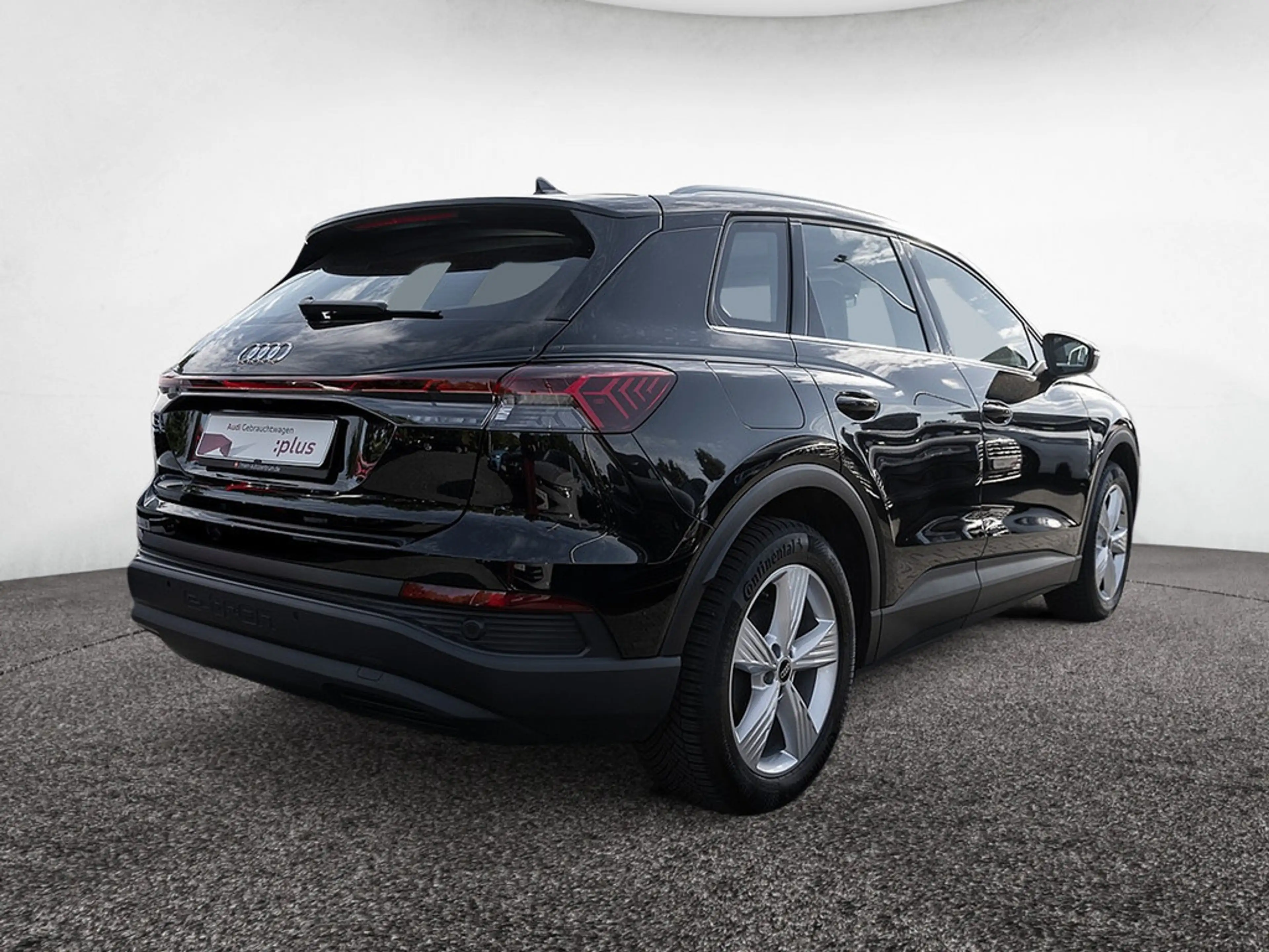 Audi Q4 e-tron 40 AHK PANO KAM LED SHZ PDC ACC — photo 4