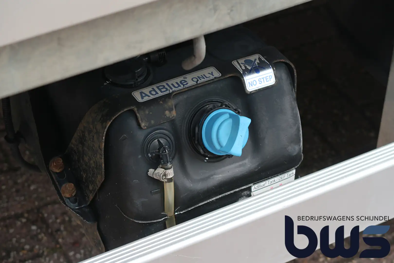 Mitsubishi Canter 3C13 3.0 DI 340 FUSO Dub.Cab. Kipper 3x / Airco / Rot - 2