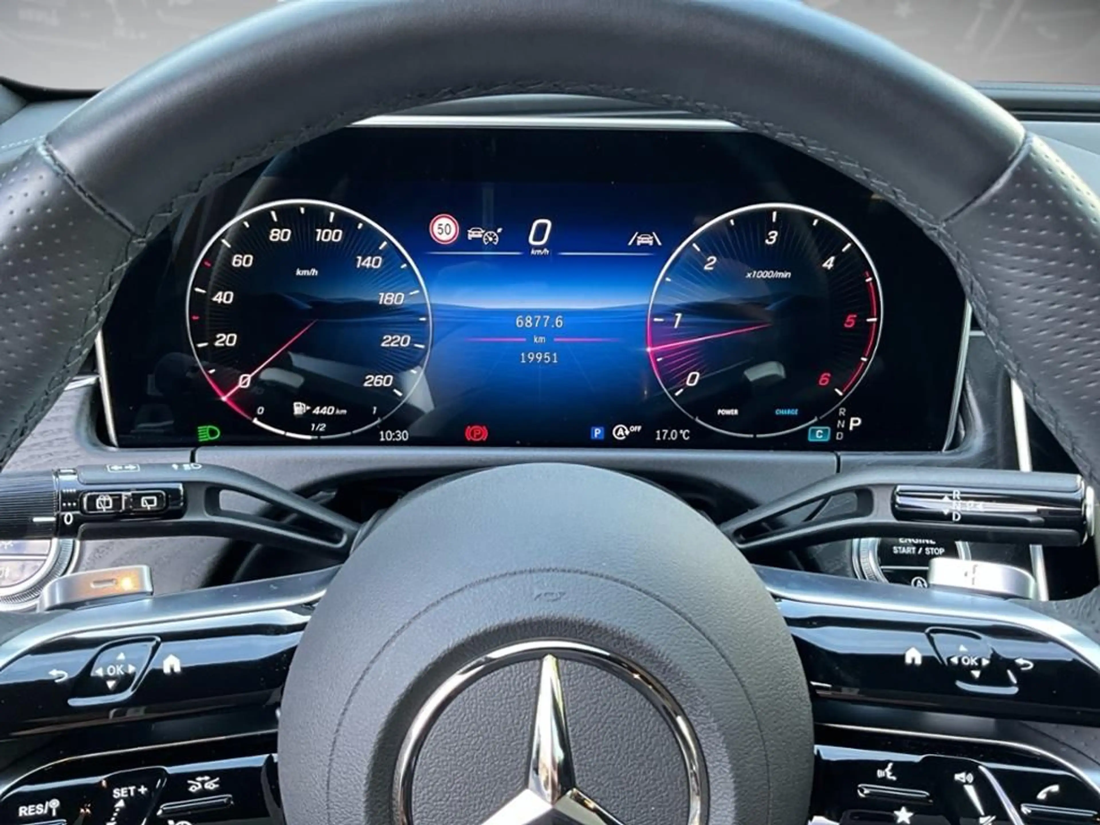 Mercedes-Benz E 220 d AMG T-Modell AHK AUT Kam. KlimaA LED LM — photo 12