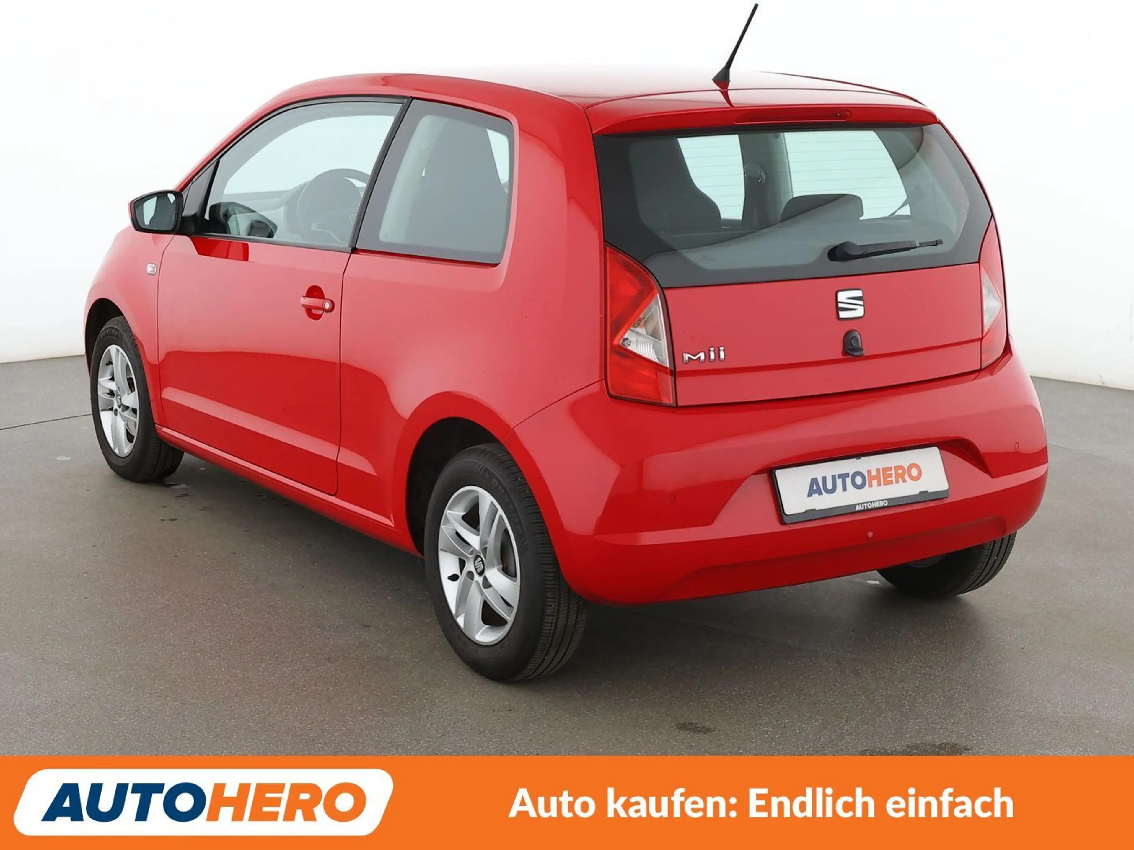 SEAT Mii 1.0 Chic*NAVI*PDC*SHZ*TEMPO*KLIMA*GARANTIE* — photo 4