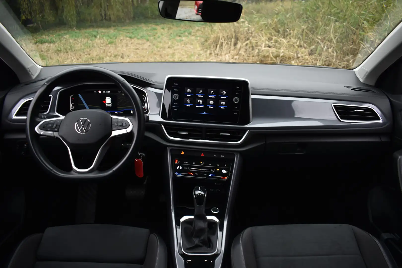 Volkswagen T-Roc 1.5 TSI DSG 150PK STYLE TREKHAAK/VIRTUAL/CAMERA*** Gris - 2