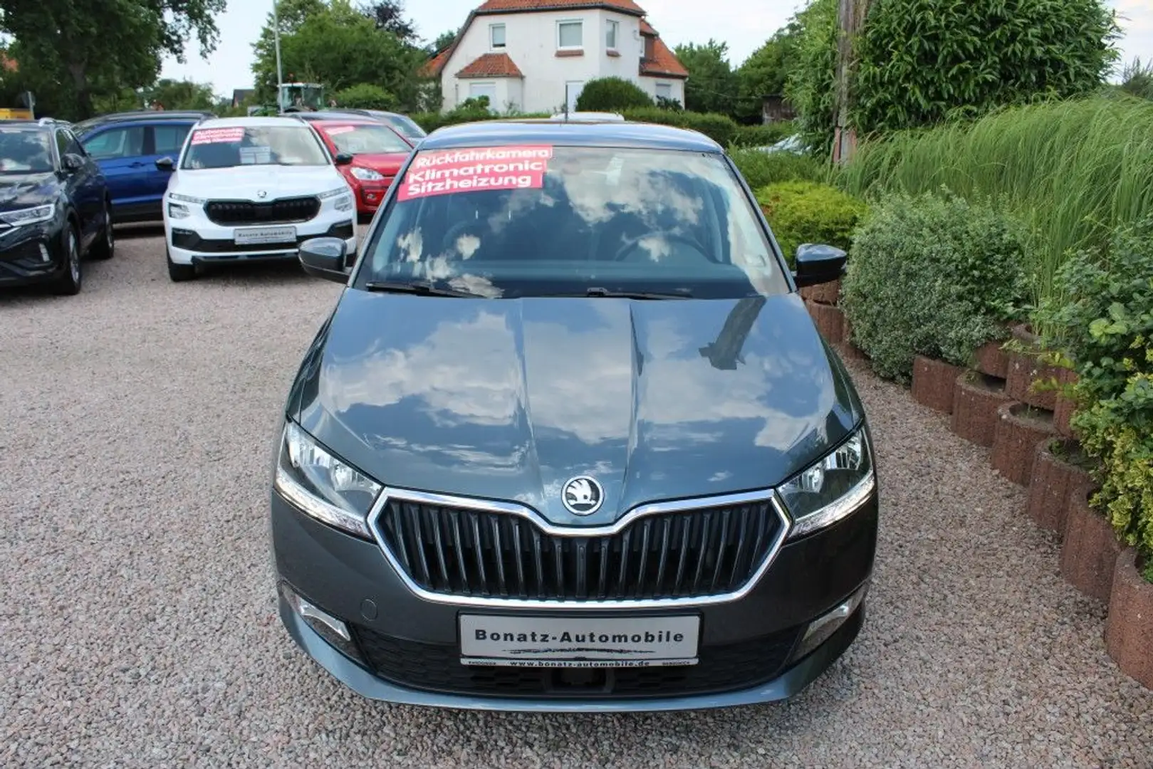 Skoda Fabia 1.0 TSI Style *Klimatr,Sitzhzg,Klimatr,APP,Kamera* Gris - 2