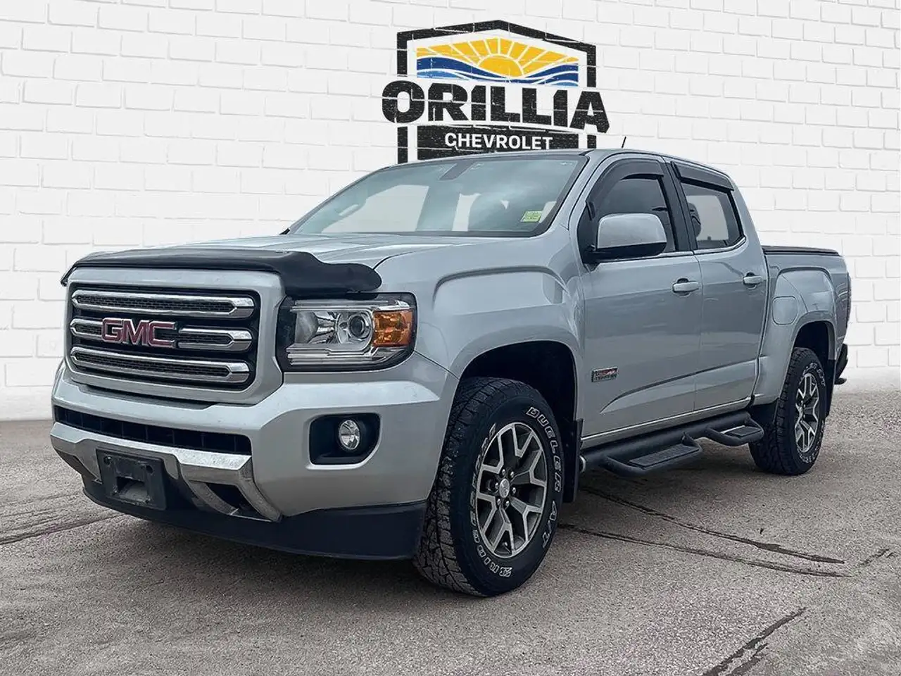 GMC Canyon photo GMC Canyon