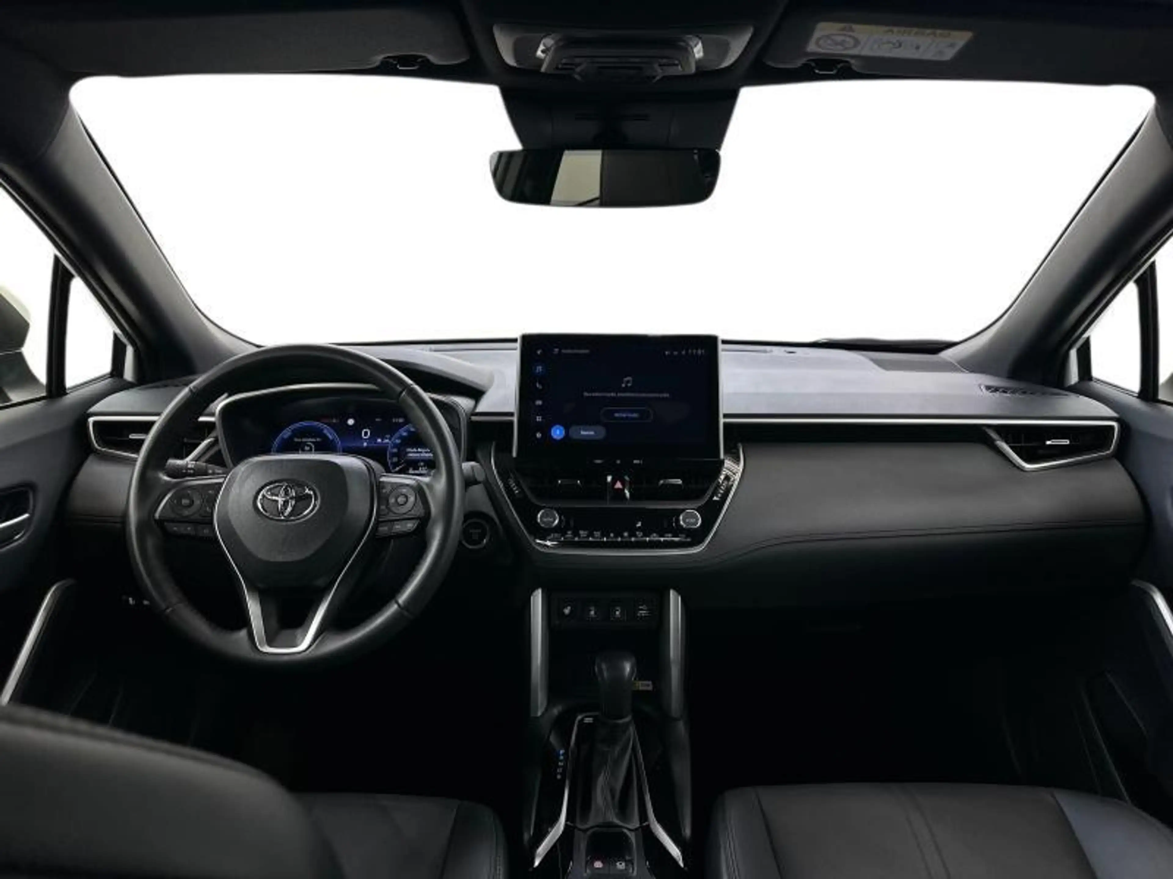 Toyota Corolla Cross Premium — photo 7