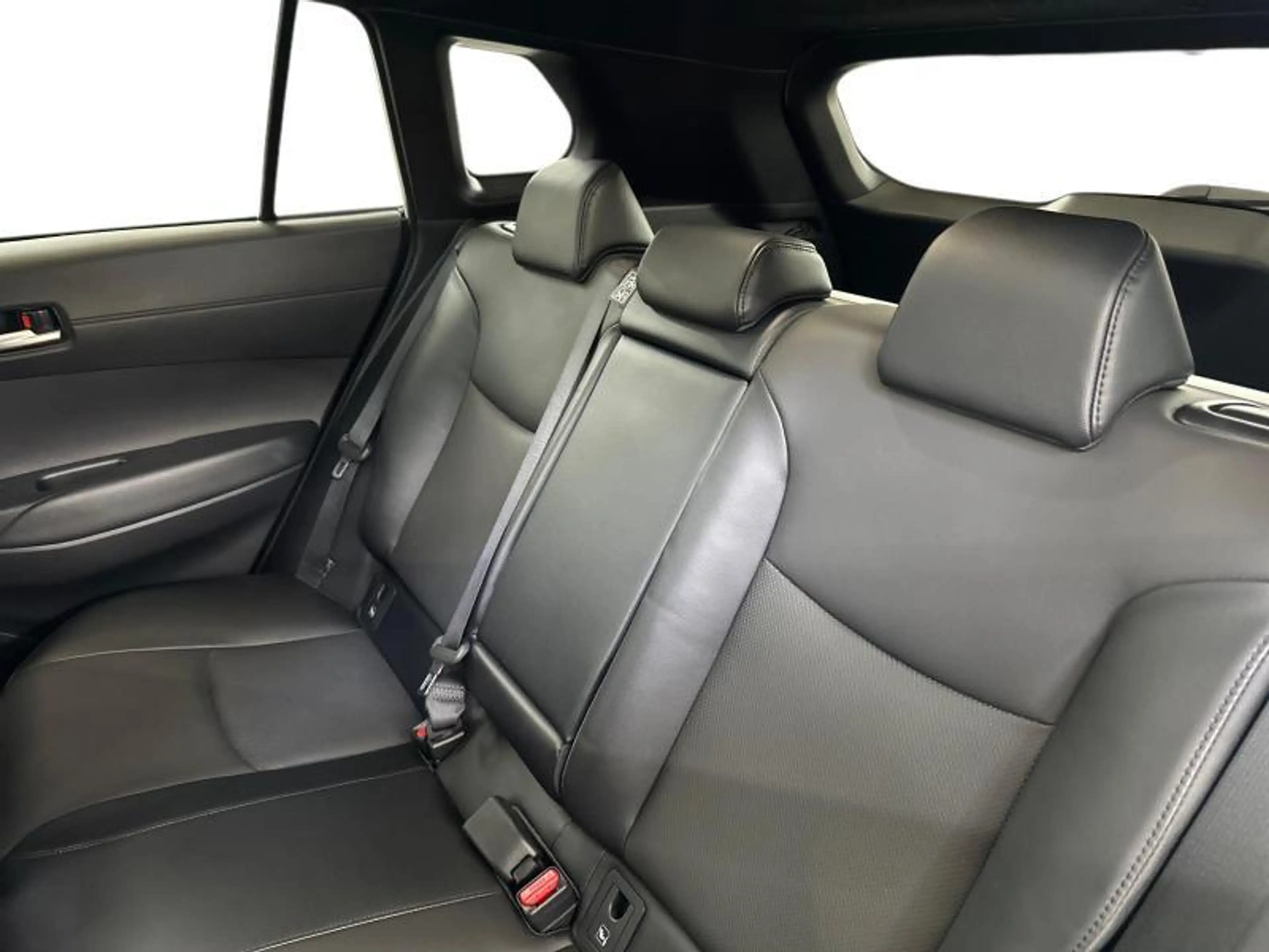 Toyota Corolla Cross Premium — photo 10