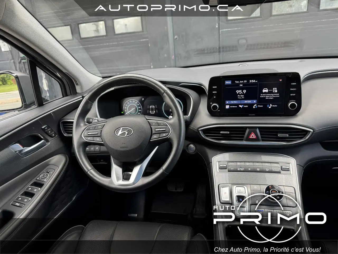 Hyundai SANTA FE photo Hyundai SANTA FE