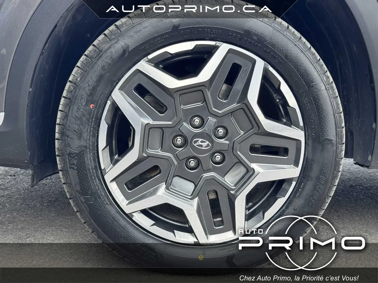 Hyundai SANTA FE photo Hyundai SANTA FE