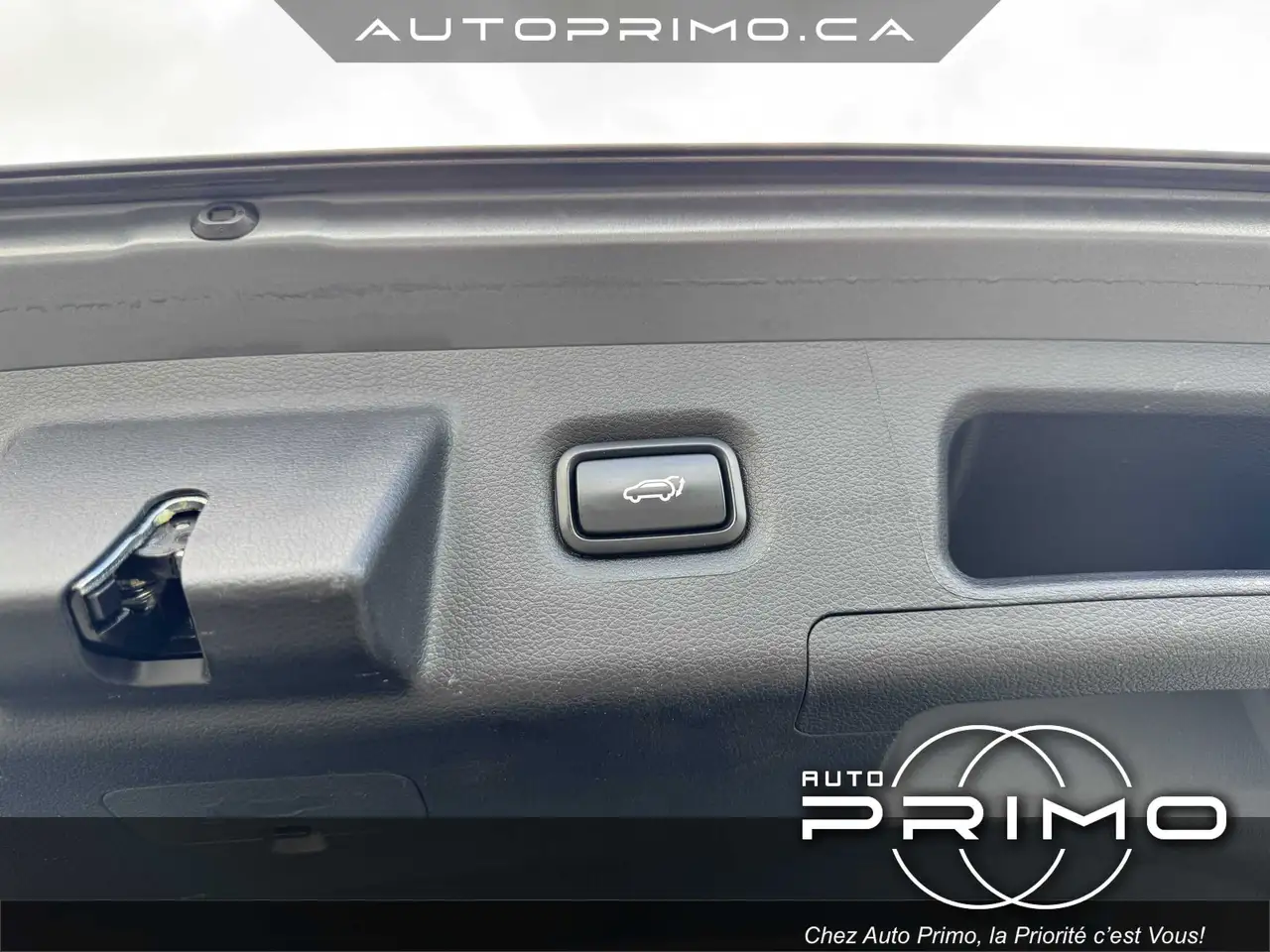 Hyundai SANTA FE photo Hyundai SANTA FE
