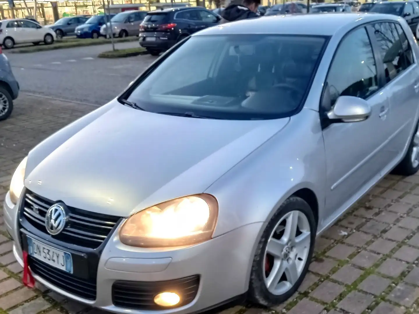 Volkswagen Golf 5p 1.9 tdi Gt Sport c/pelle 4motion Dpf - 2