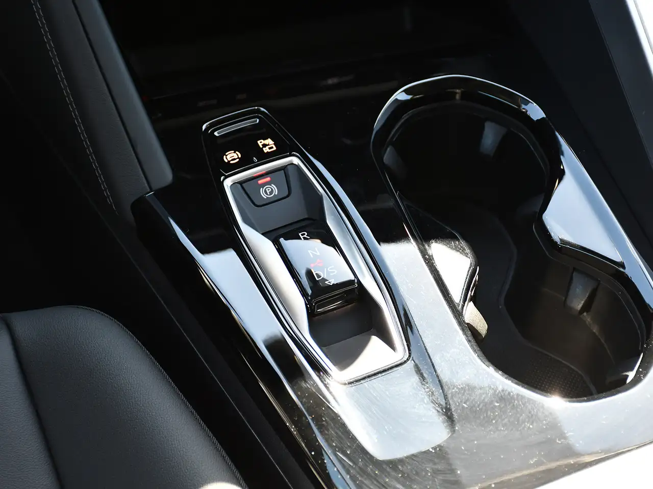 Audi Q5 снимка Audi Q5