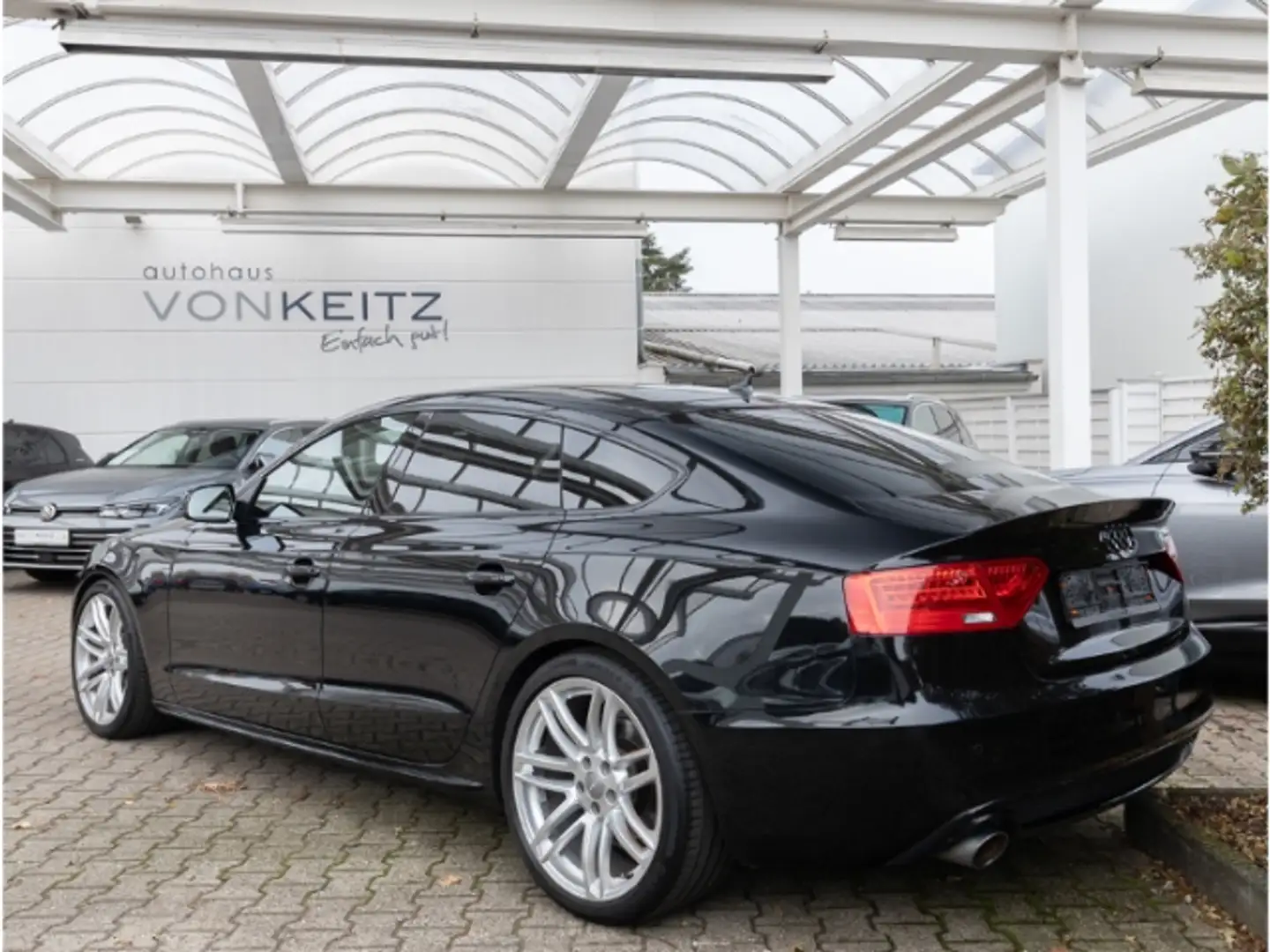 Audi A5 Sportback 1.8 TFSI +AHK+WR+NAVI+PDC+SHZ+KLIMA+ Schwarz - 2