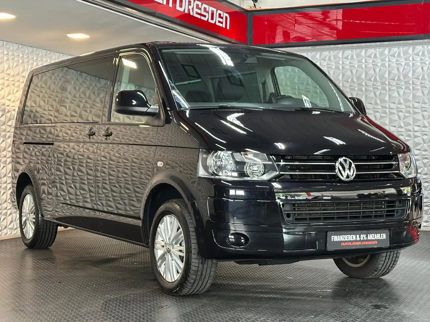 Volkswagen T5 Caravelle T5.2 Caravelle 2.0TDI COMFORTLINE LANG* NAVI#PDC Schwarz - 2