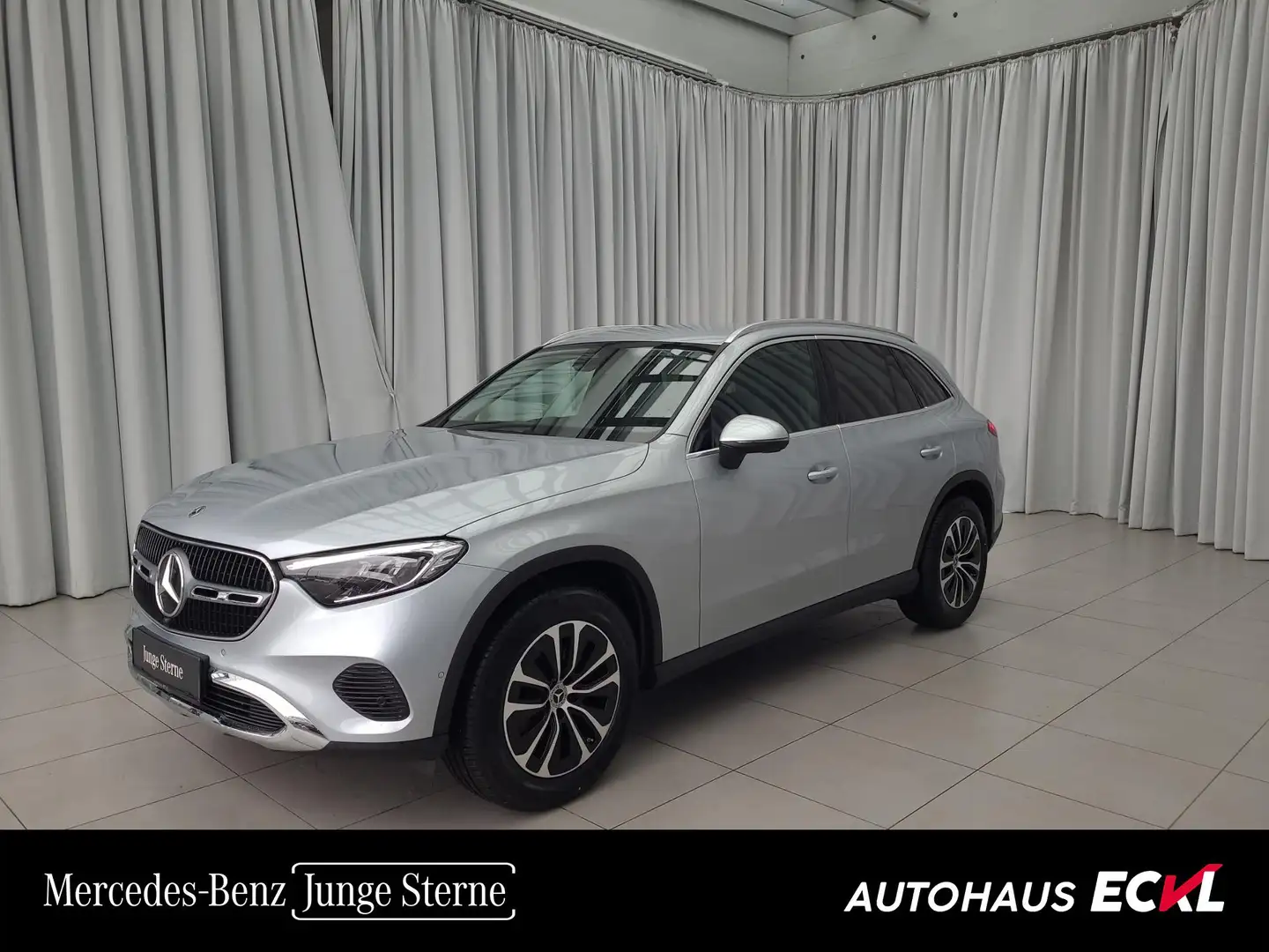 Mercedes-Benz GLC 220 d 4MATIC Off-Roader SpurW ParkAss. Silber - 1