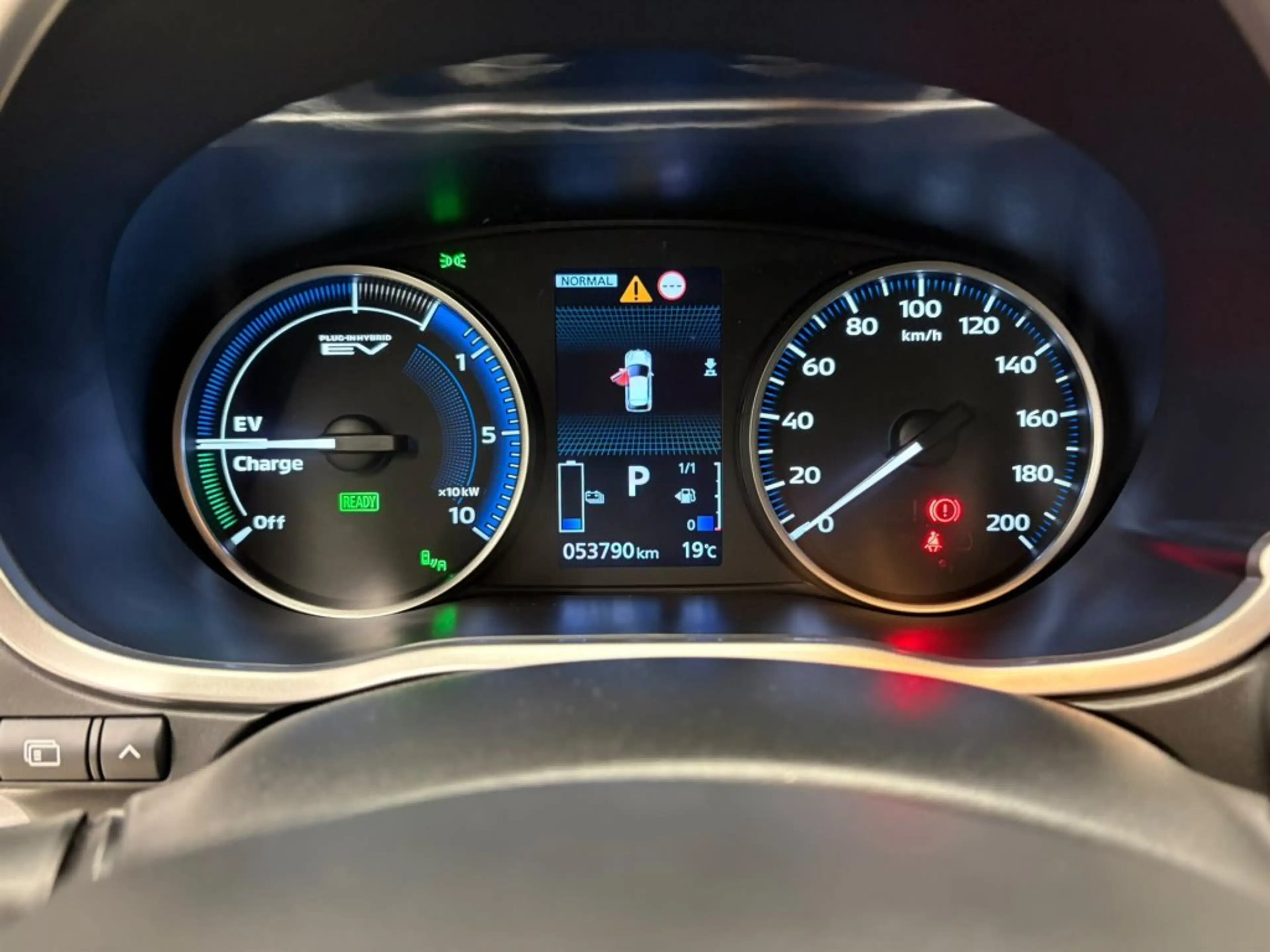 Mitsubishi Eclipse Cross PHEV 2,4 4WD Diamond 220V Leder Schwarz 23 — photo 9