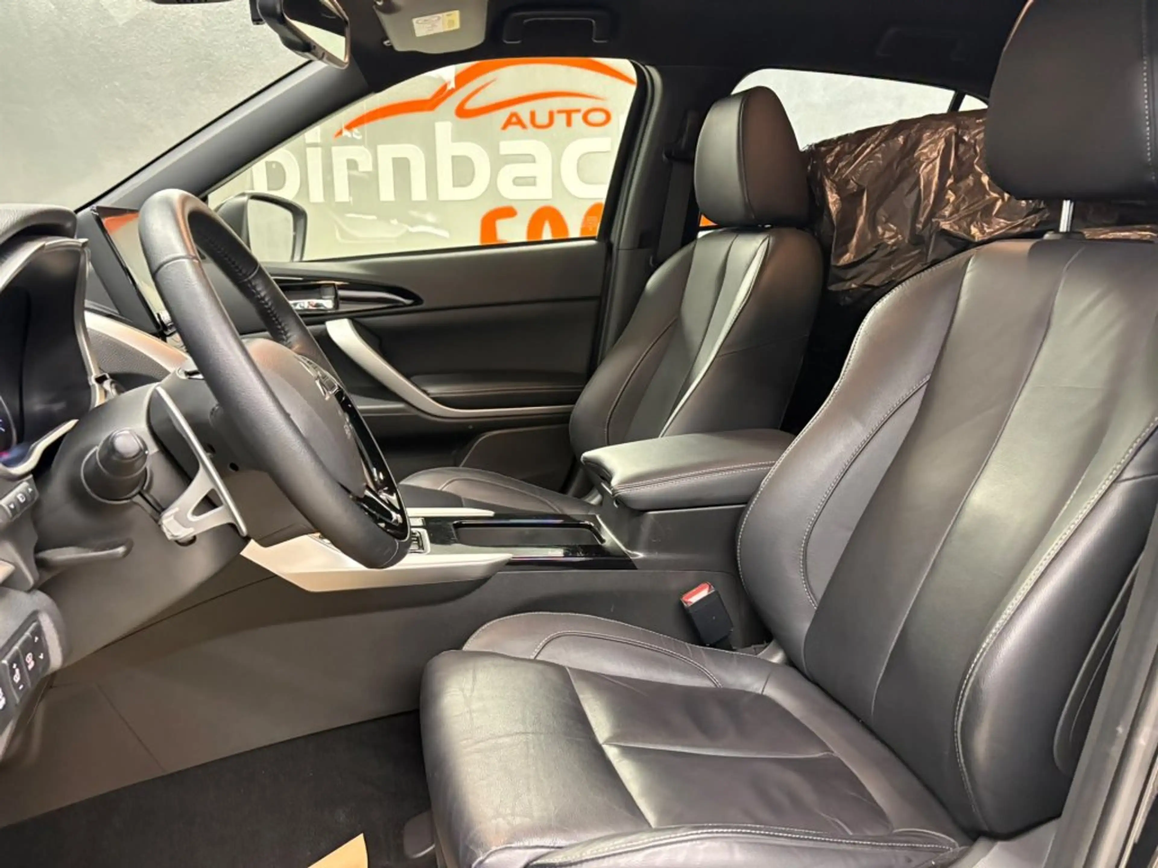 Mitsubishi Eclipse Cross PHEV 2,4 4WD Diamond 220V Leder Schwarz 23 — photo 6