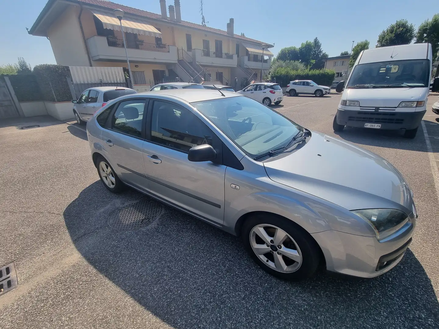 Ford Focus Focus II 2005 5p 1.6 tdci 110cv Argento - 2
