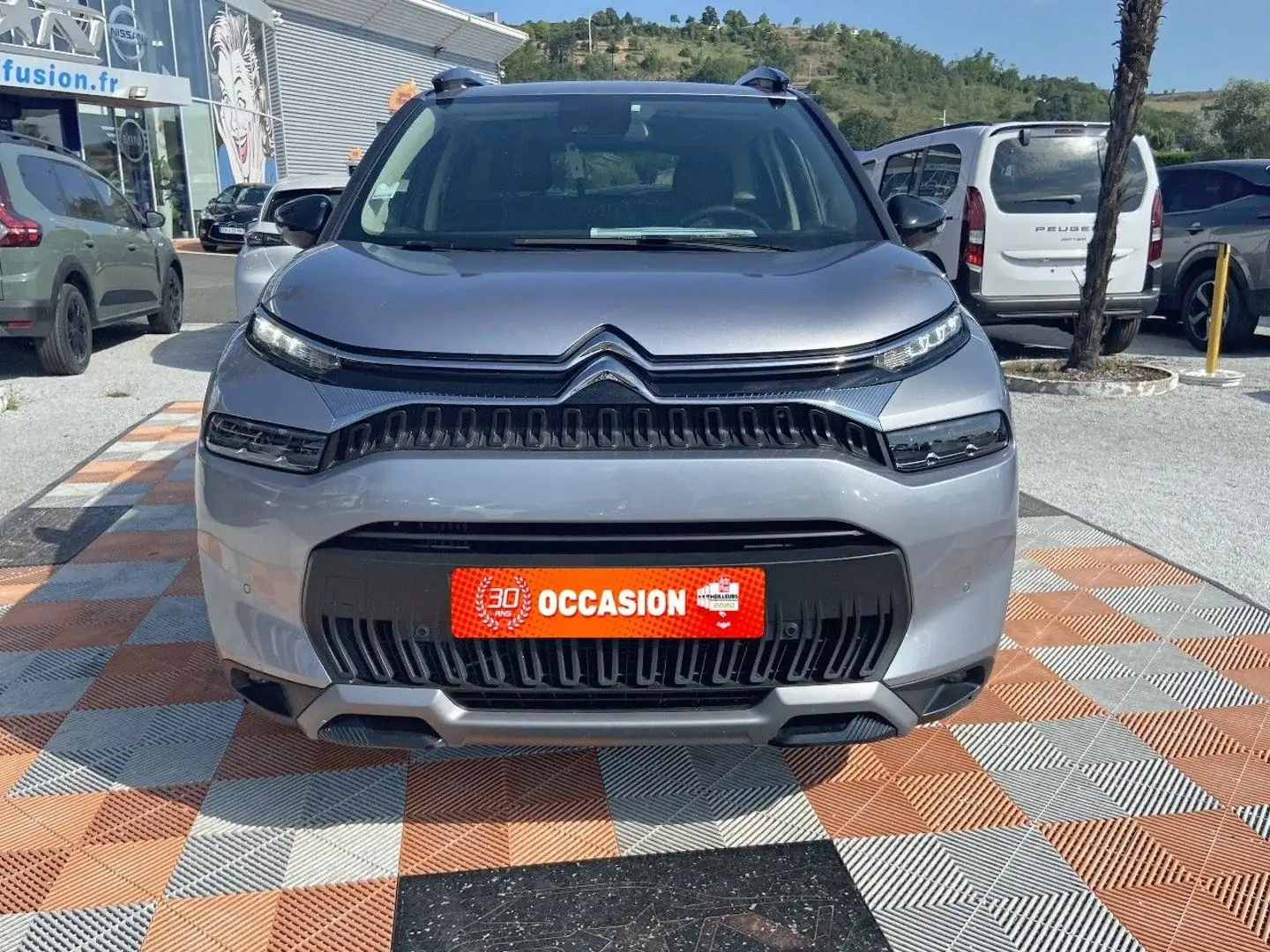 Citroen C3 Aircross NEW BlueHDi 120 EAT6 SHINE GPS Caméra ADML Gris - 2
