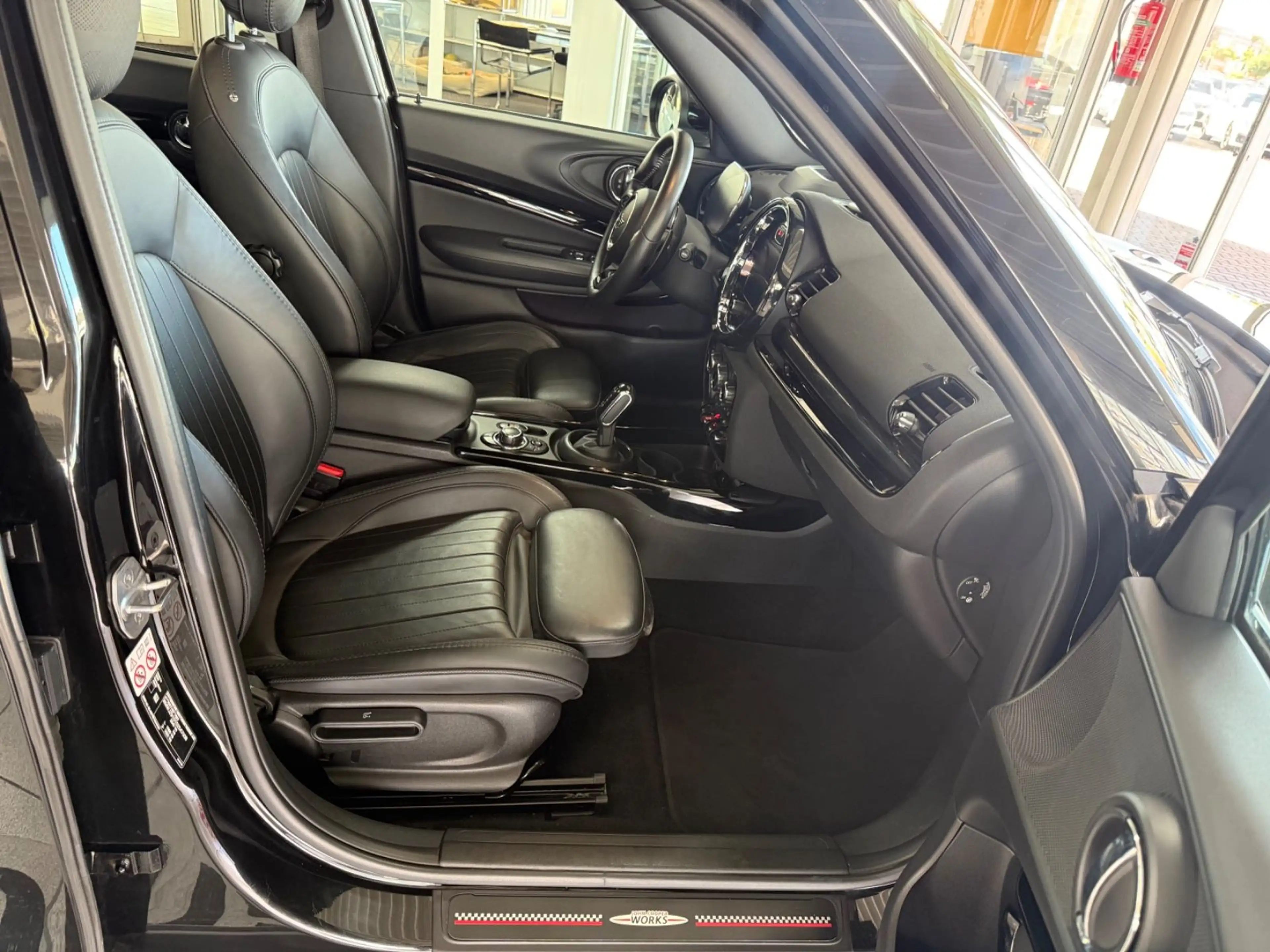 MINI John Cooper Works Clubman ALL4 HUD/CAM/PANO — photo 7