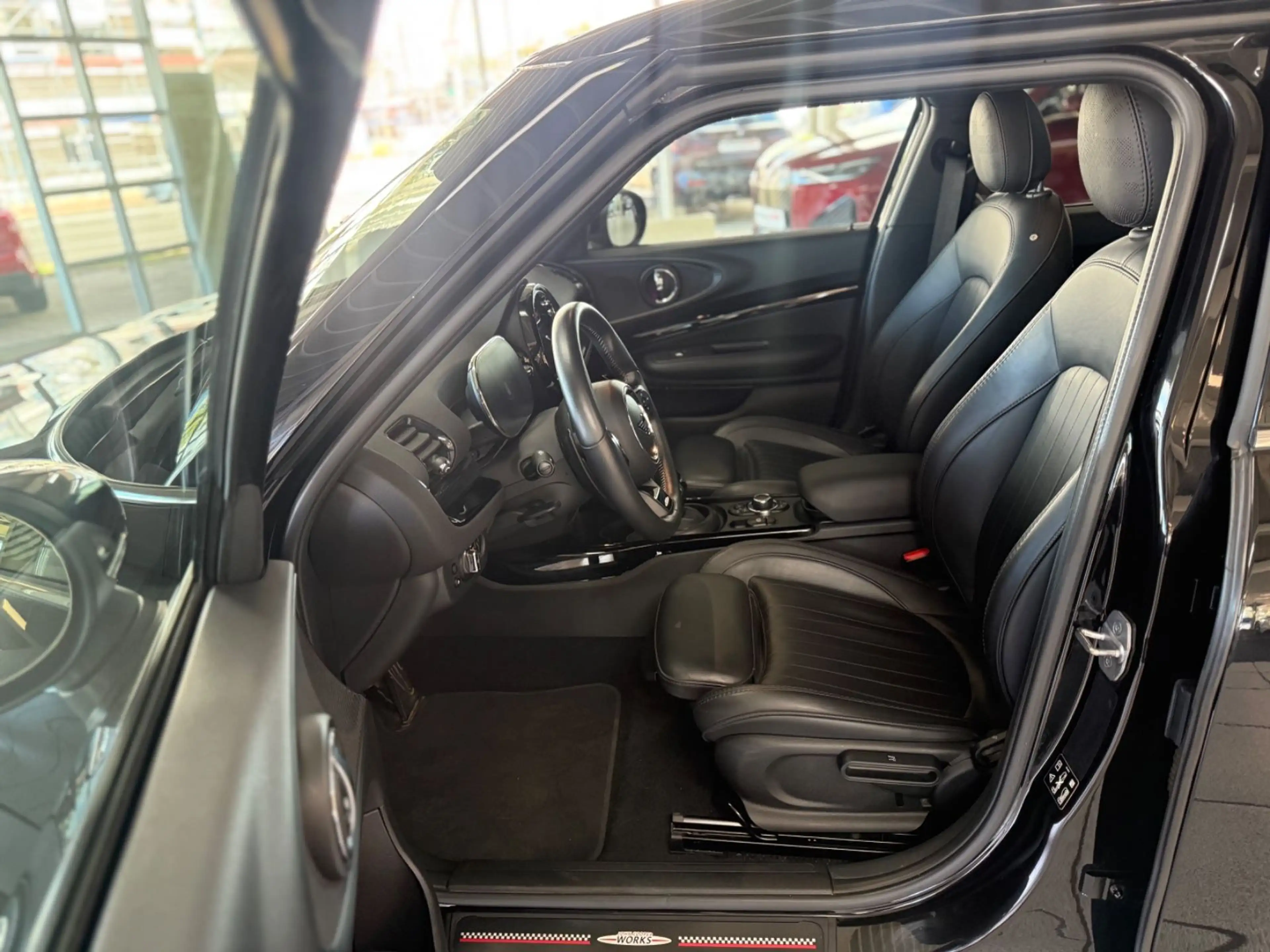 MINI John Cooper Works Clubman ALL4 HUD/CAM/PANO — photo 9